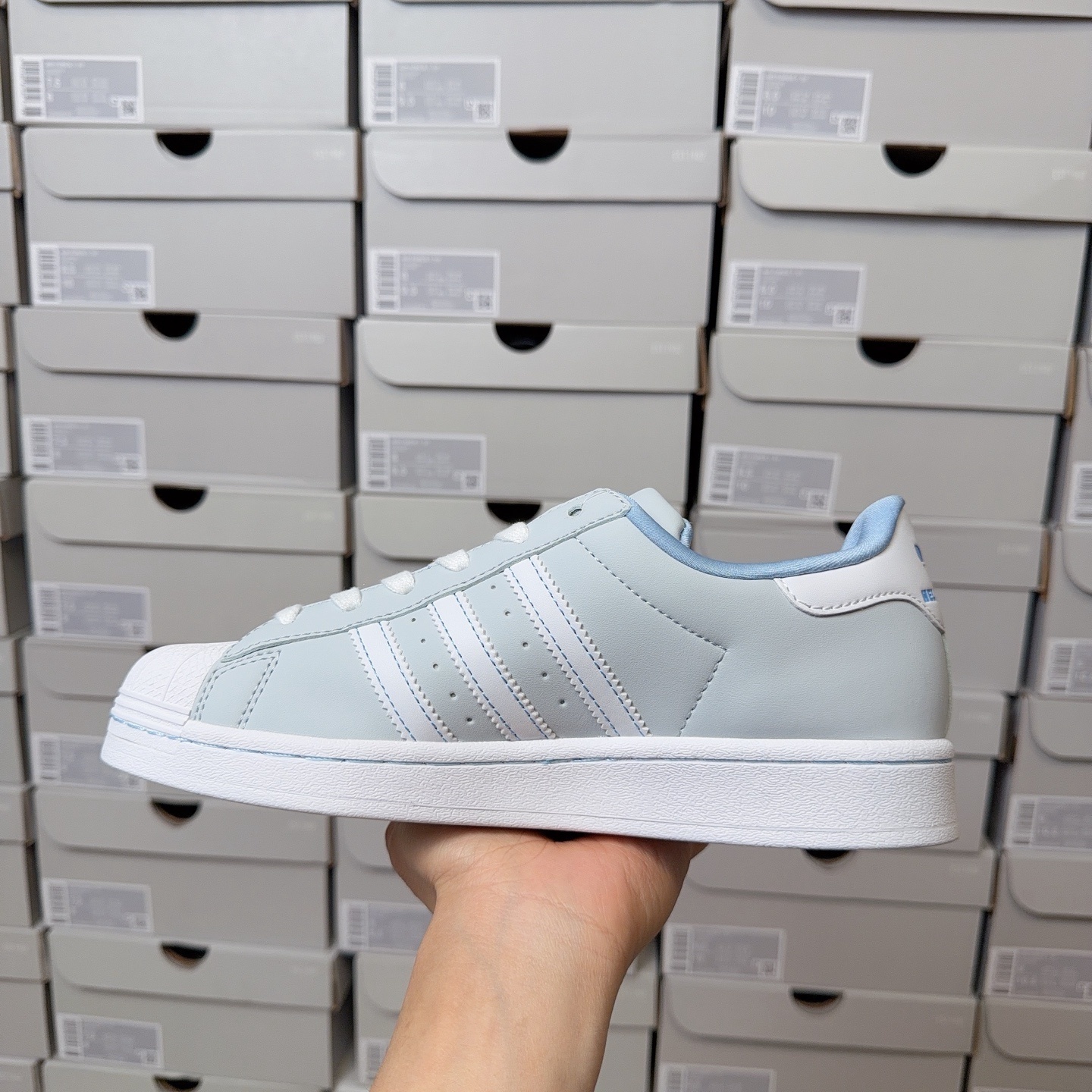 JD54 Adidas Originals Superstar $50.5 gallery