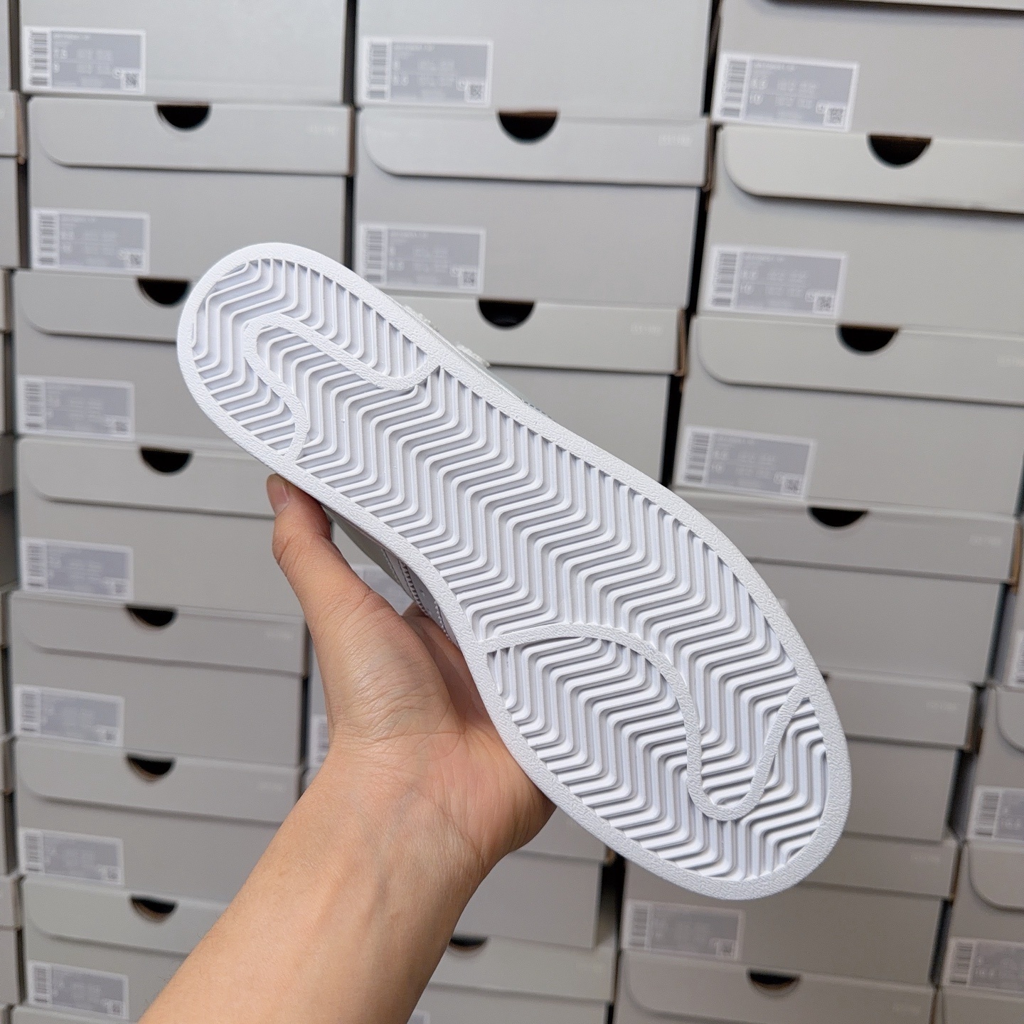 JD54 Adidas Originals Superstar $50.5 gallery