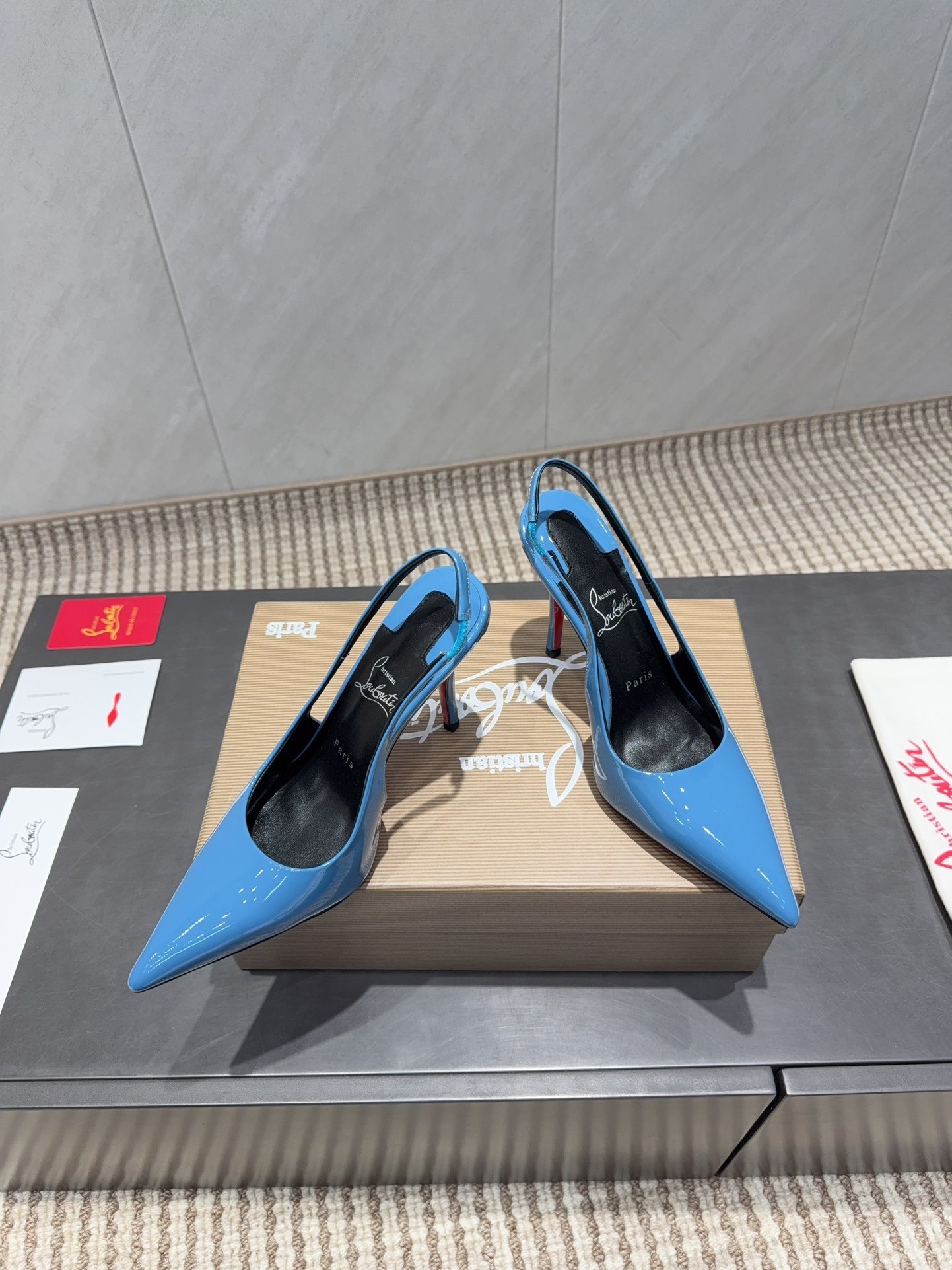 JJR4 Christian Louboutin, with an 8cm heel. 60$ gallery