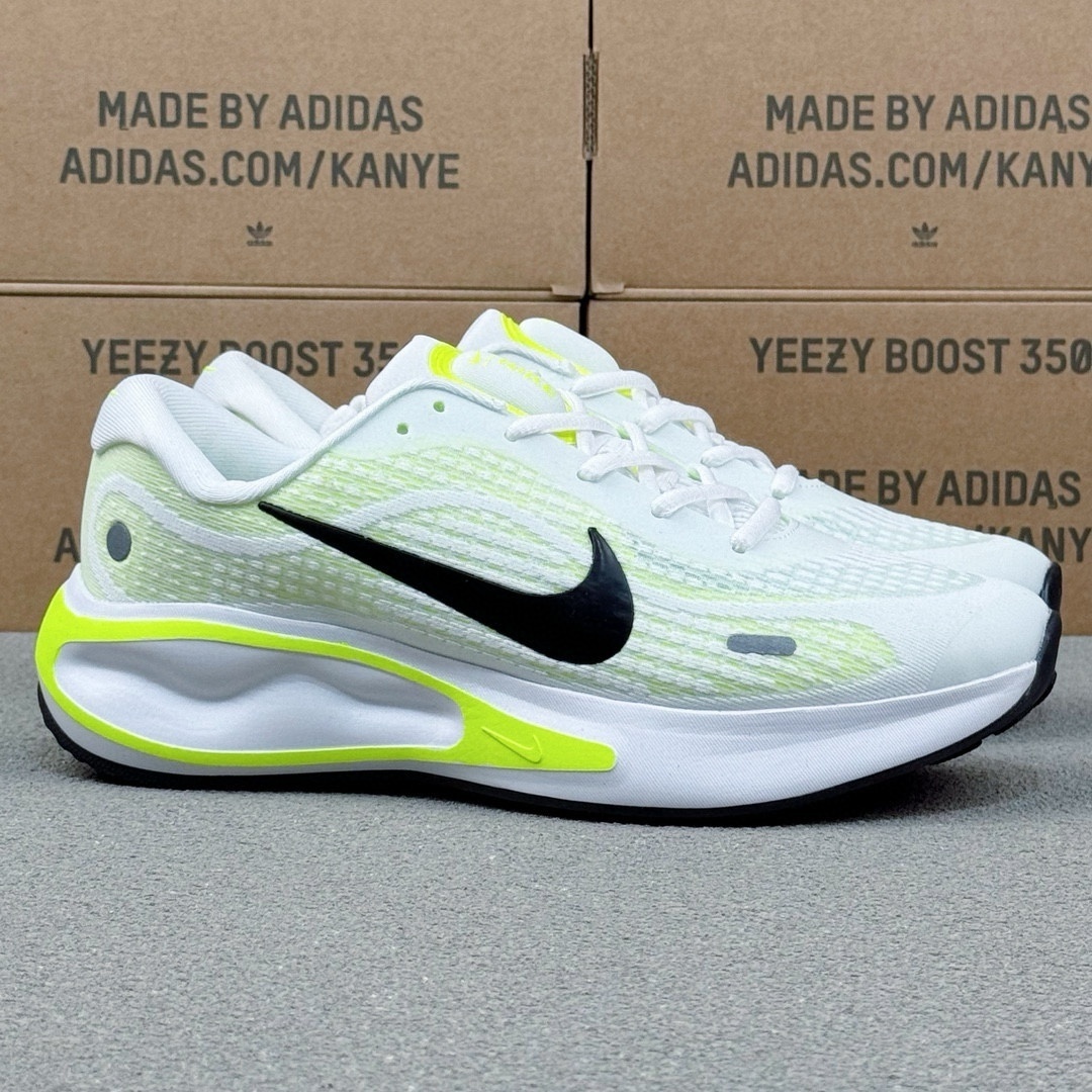 L1X1 Nike Journey Run running shoes 53$ gallery