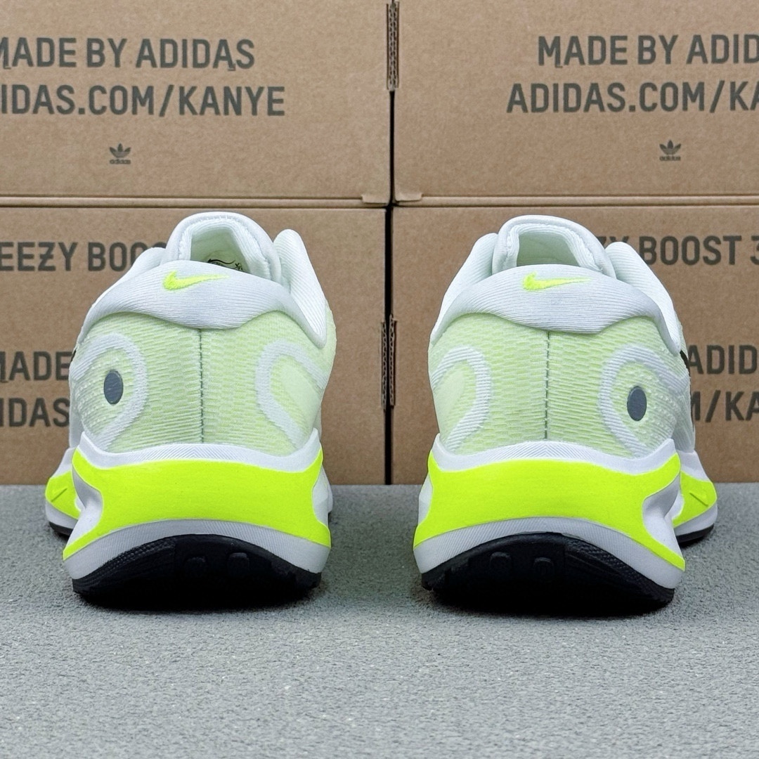 L1X1 Nike Journey Run running shoes 53$ gallery