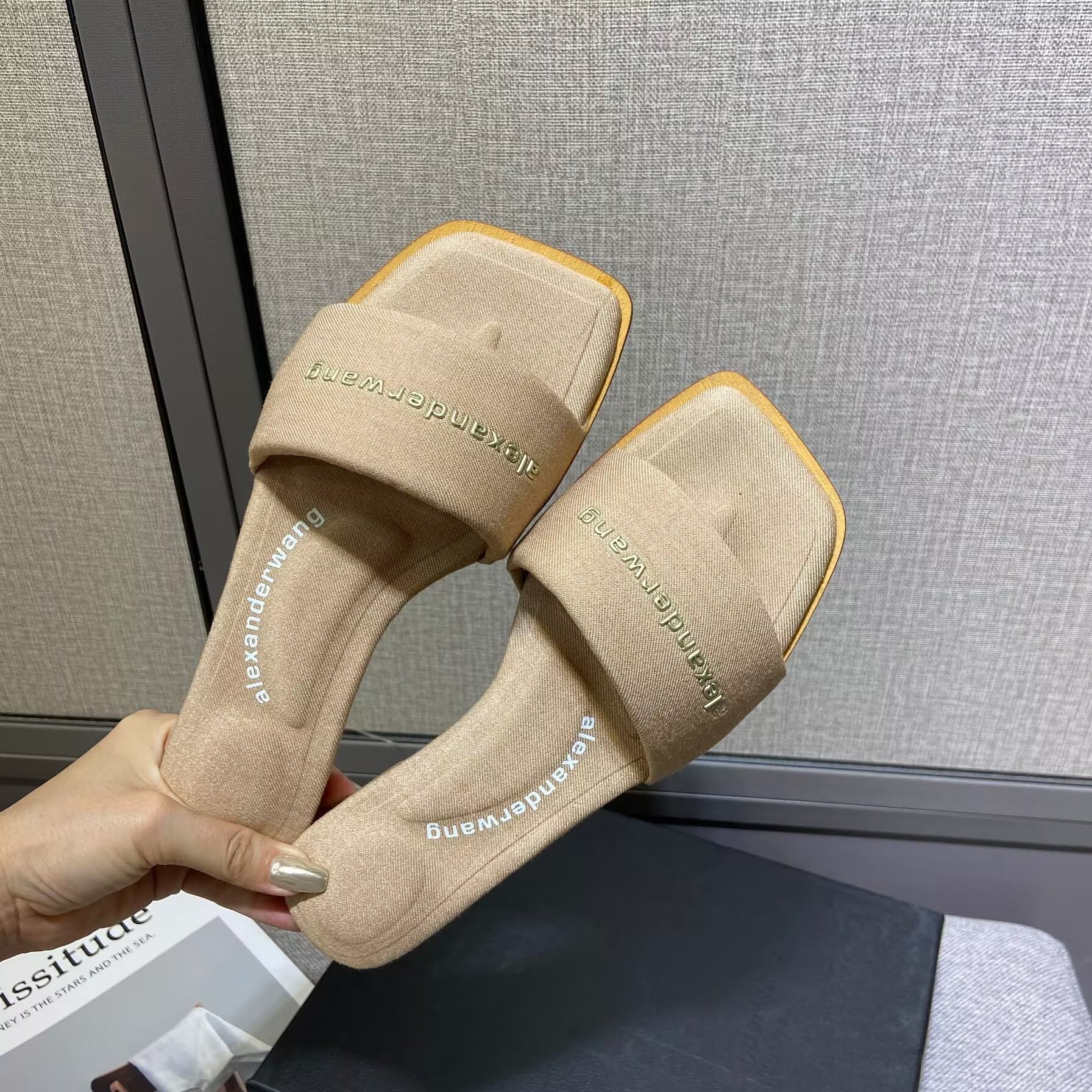 L1X2 Alexander Wang women's slippers 45$ gallery