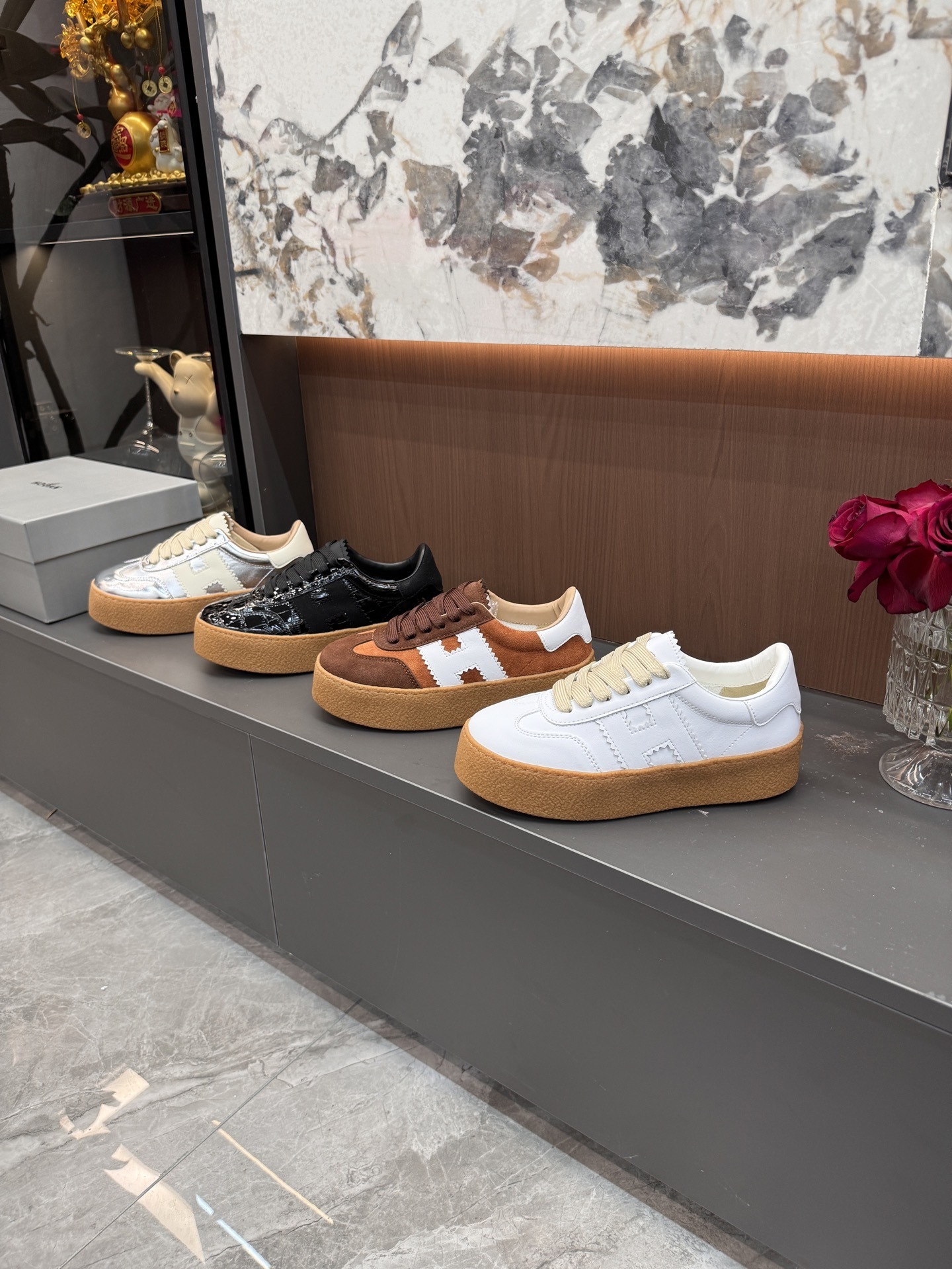 L1X3 Hogan 2026SS 65$ gallery