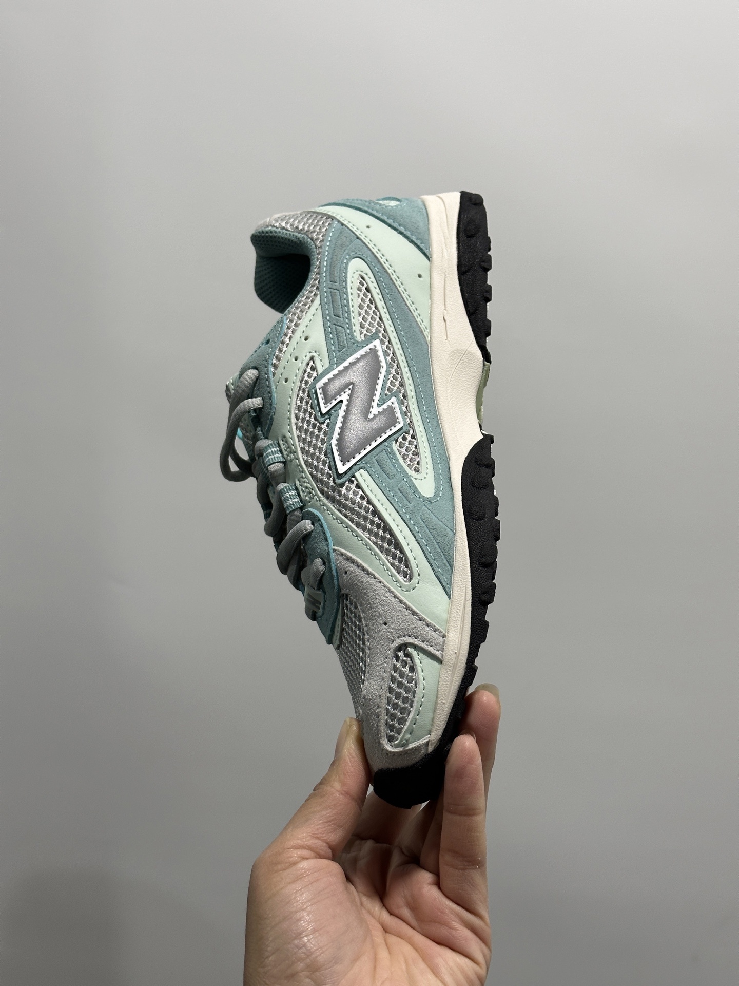 NBJ1 New Balance 204L series 53$ gallery