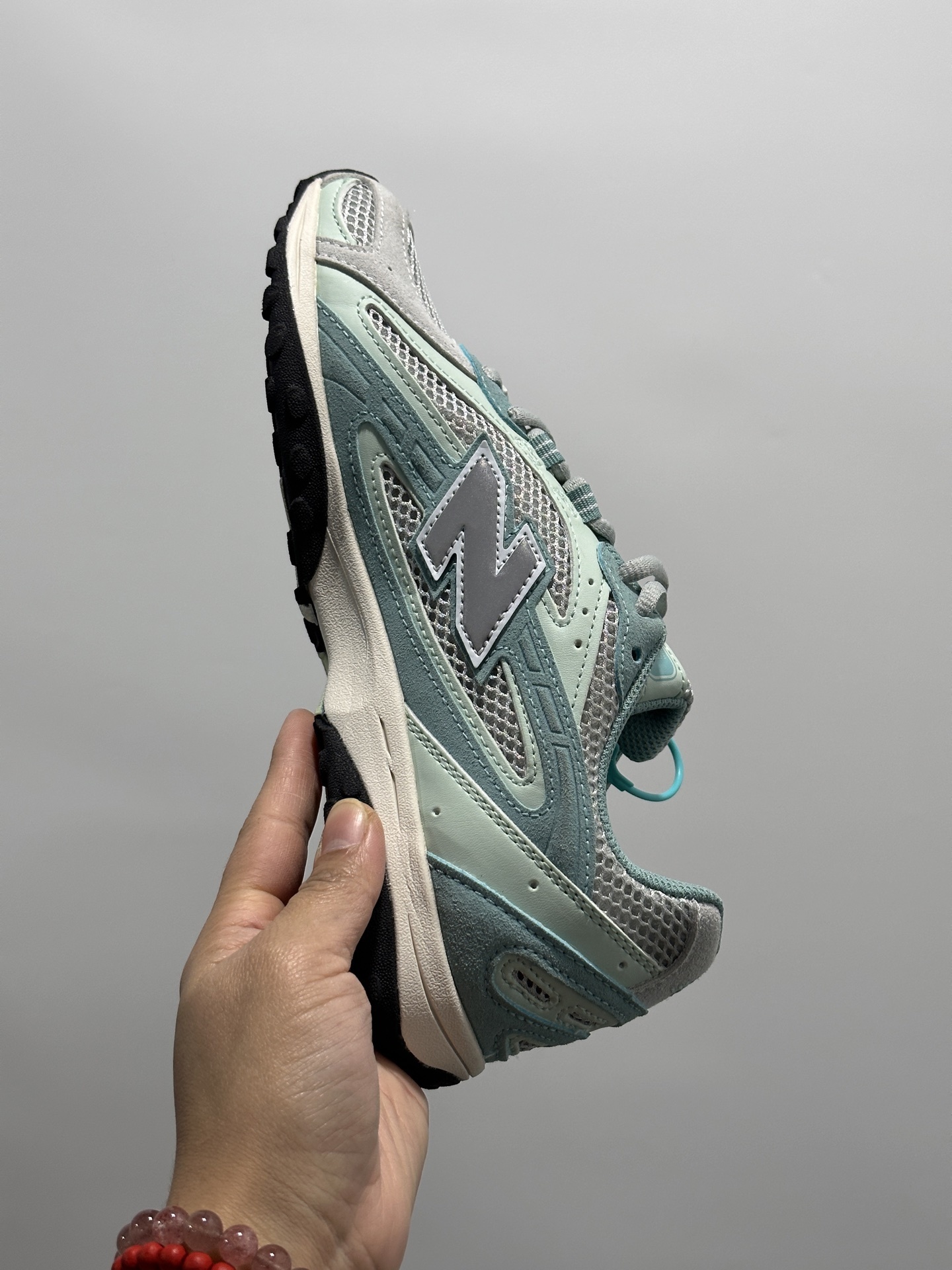 NBJ1 New Balance 204L series 53$ gallery