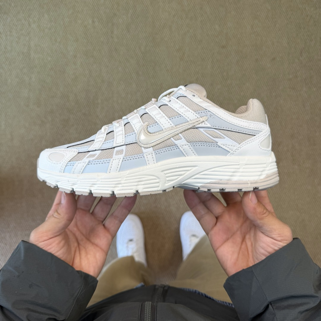 R03 Nike P600 55$ gallery