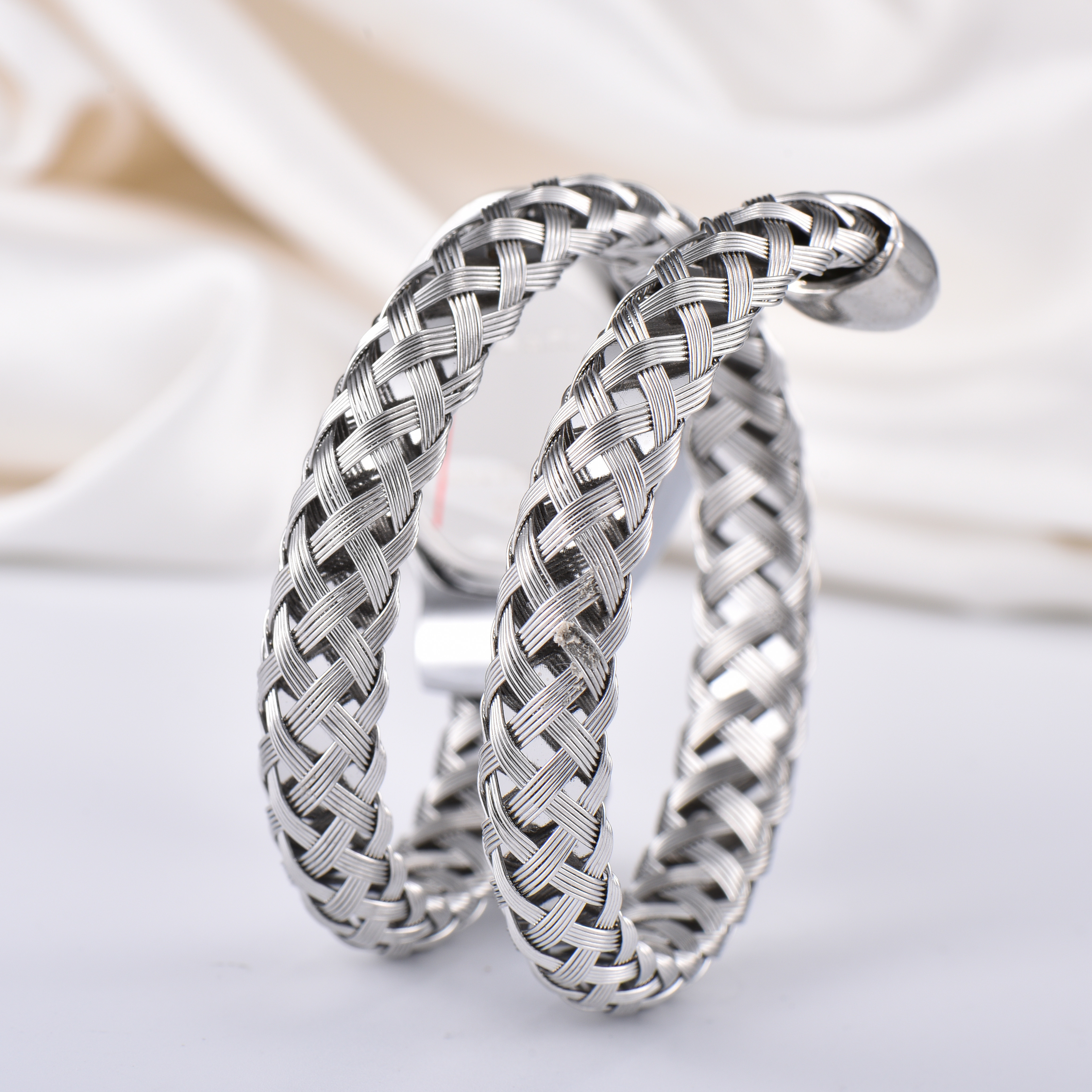 UF598 Bulgari watch (ships with brand box) $44.90 gallery