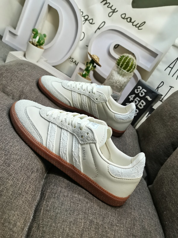 W541D Adidas  50$ gallery