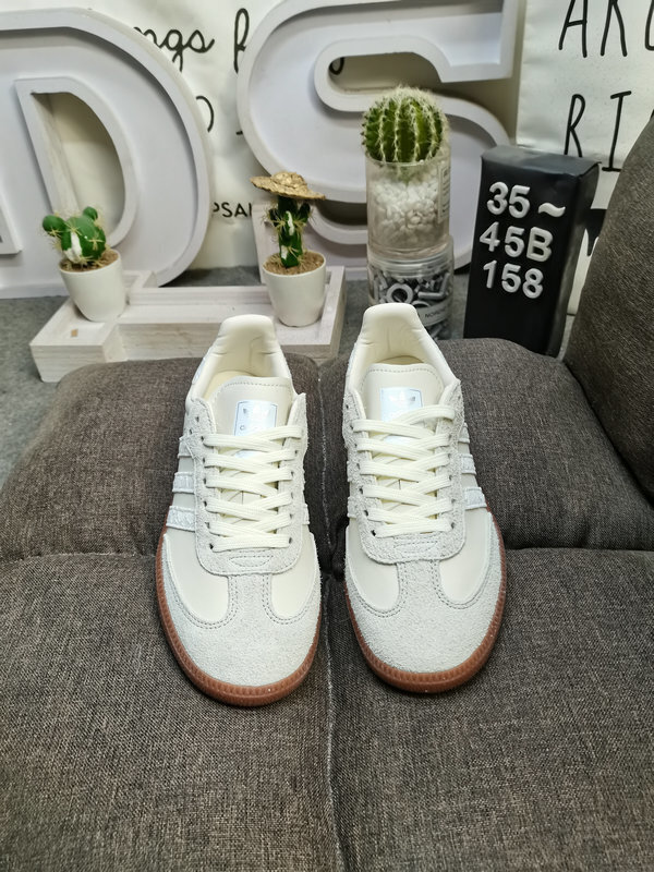 W541D Adidas  50$ gallery