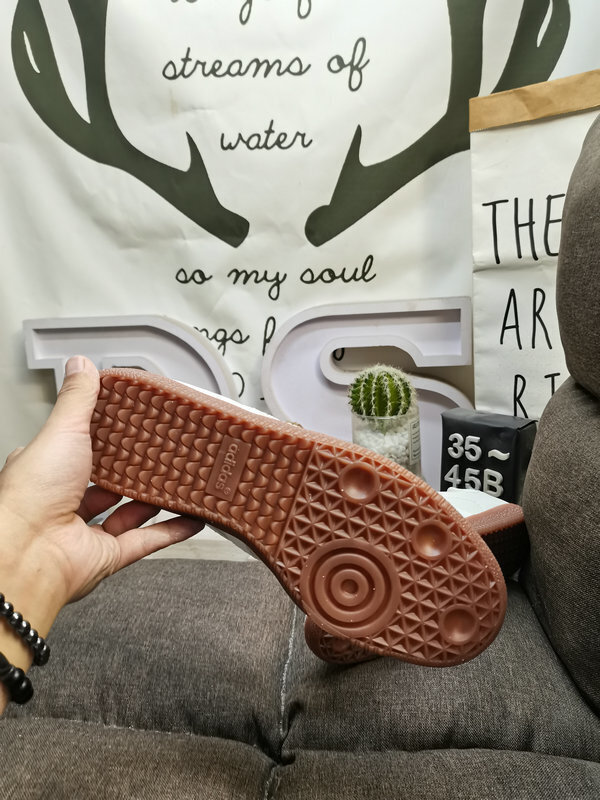 W541D Adidas  50$ gallery