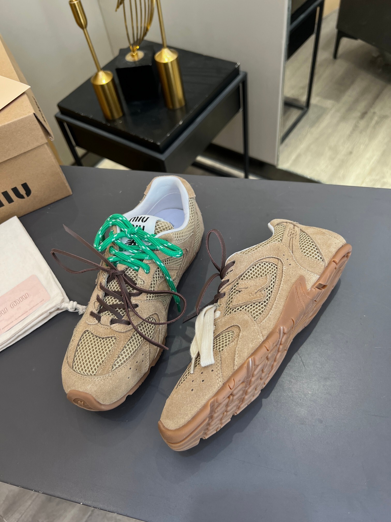 XZJ1 MiuMiu New Balance NB530 60$ gallery