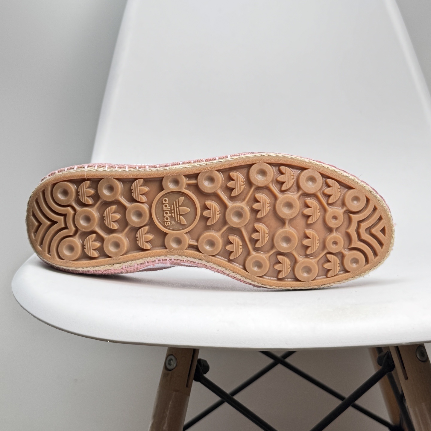 YFS9 Adidas shoes $50 gallery