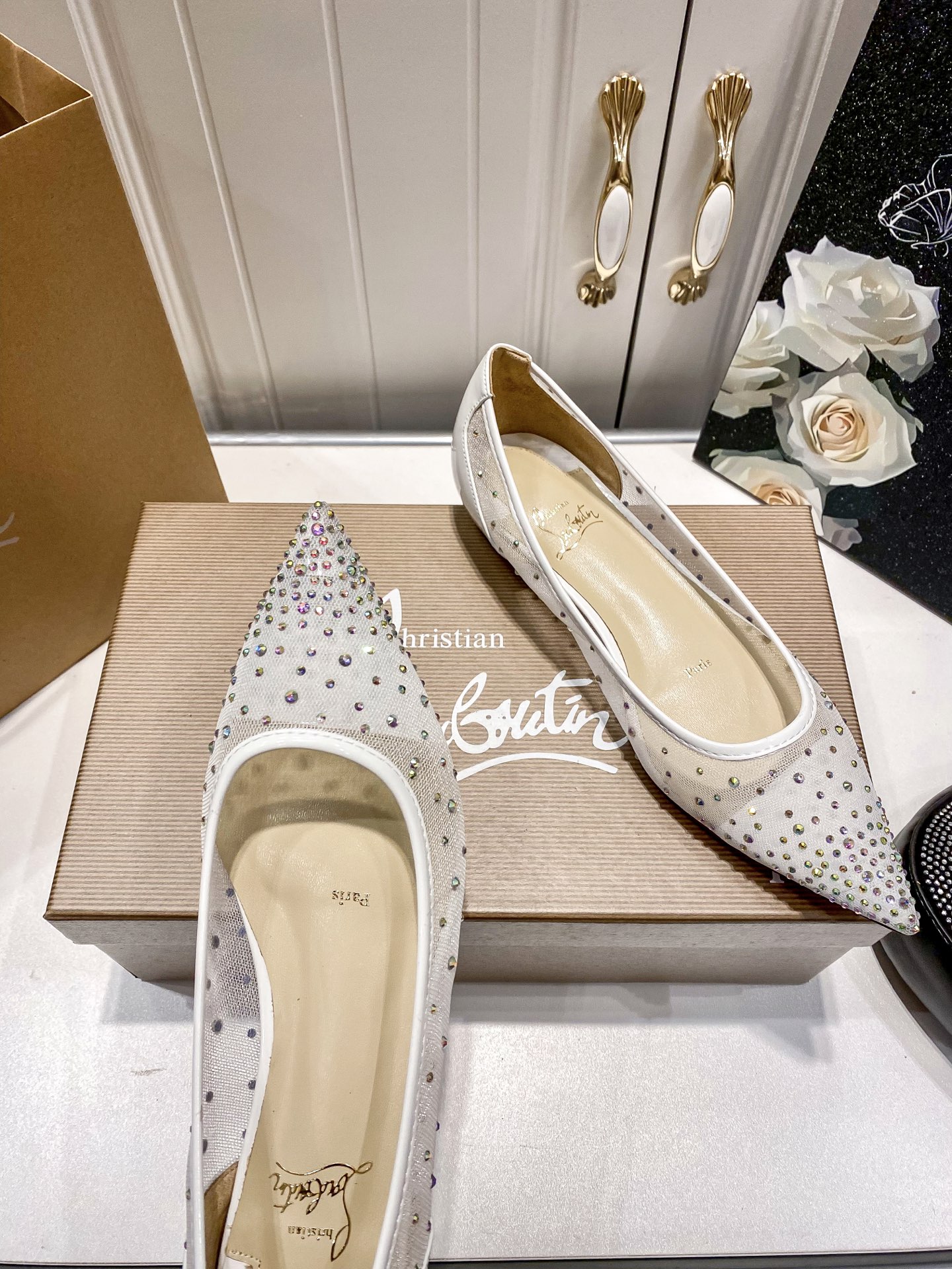 YHF8 Christian Louboutin 57$ gallery