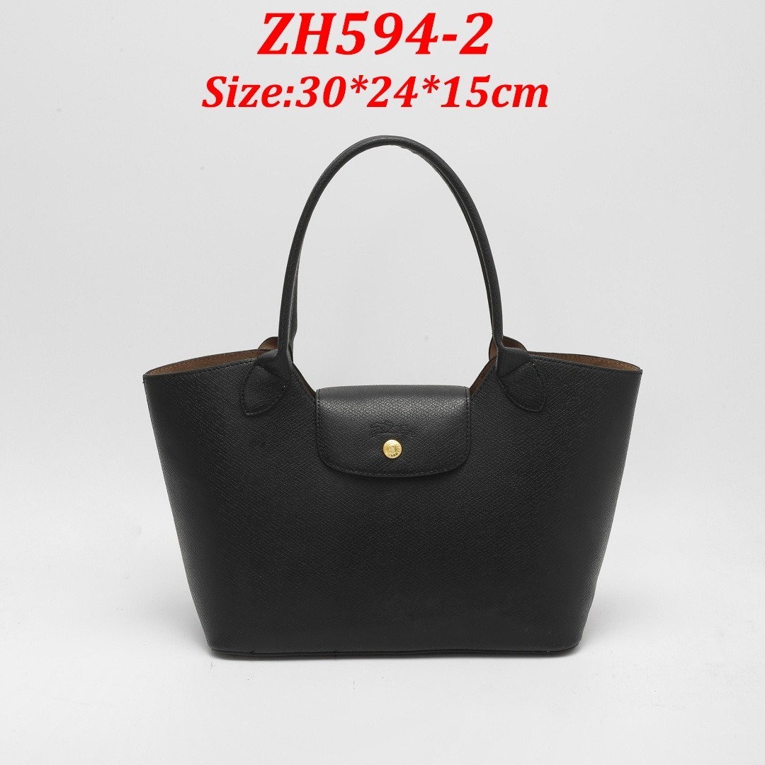 ZH594 Longchamp Energy bag, $41.80 gallery