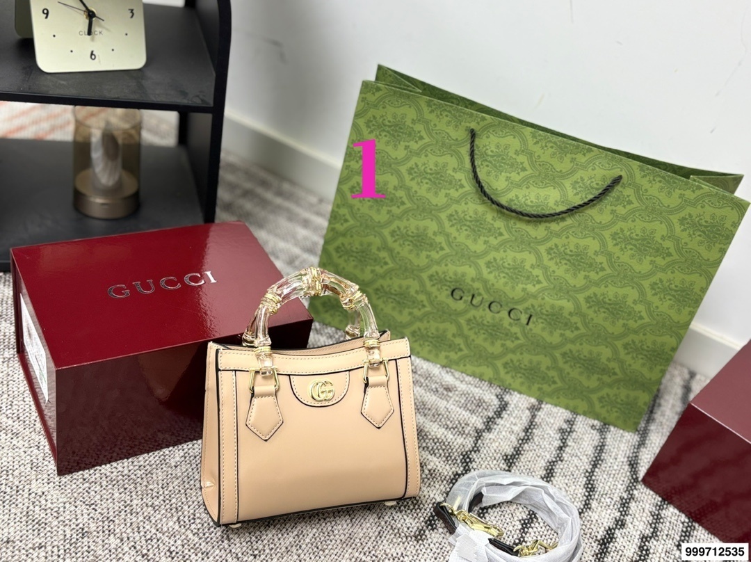 ♥27208-Gucci-570 gallery