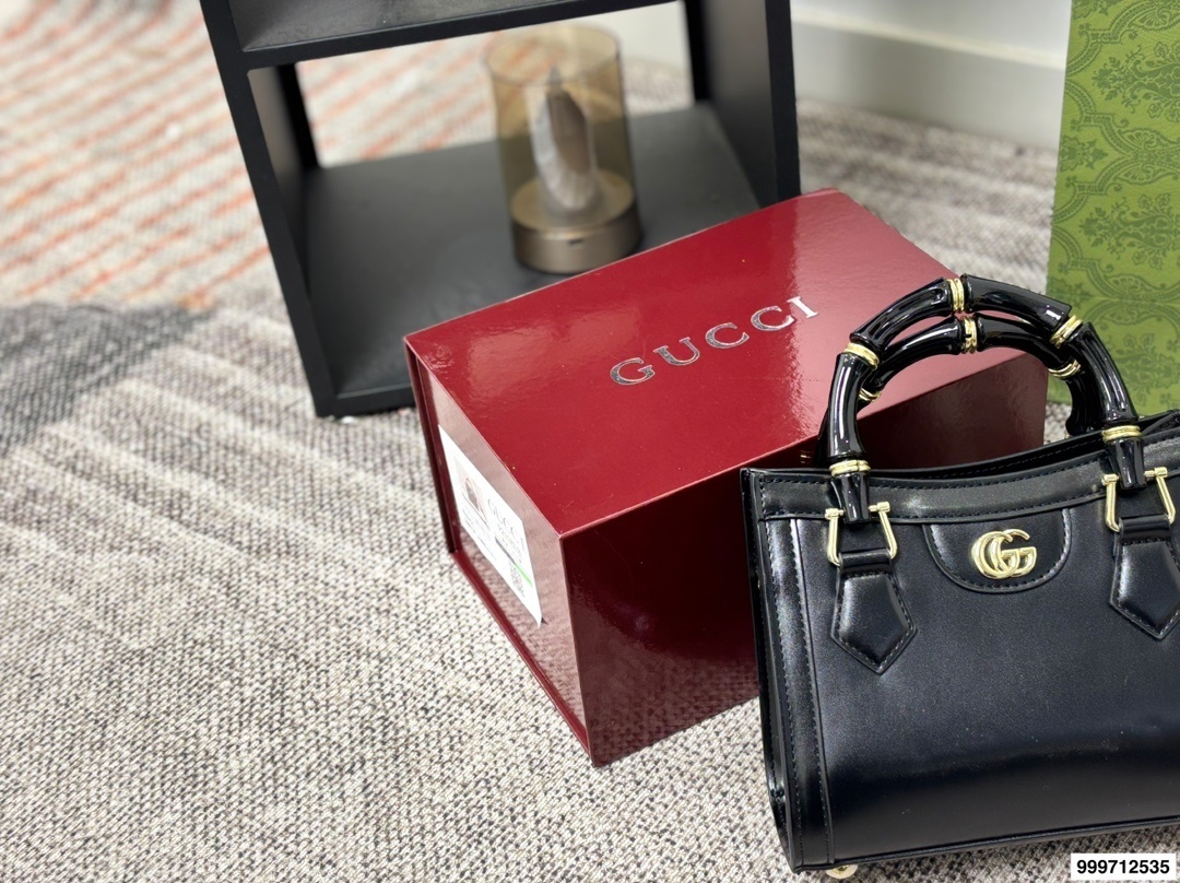 ♥27208-Gucci-570 gallery