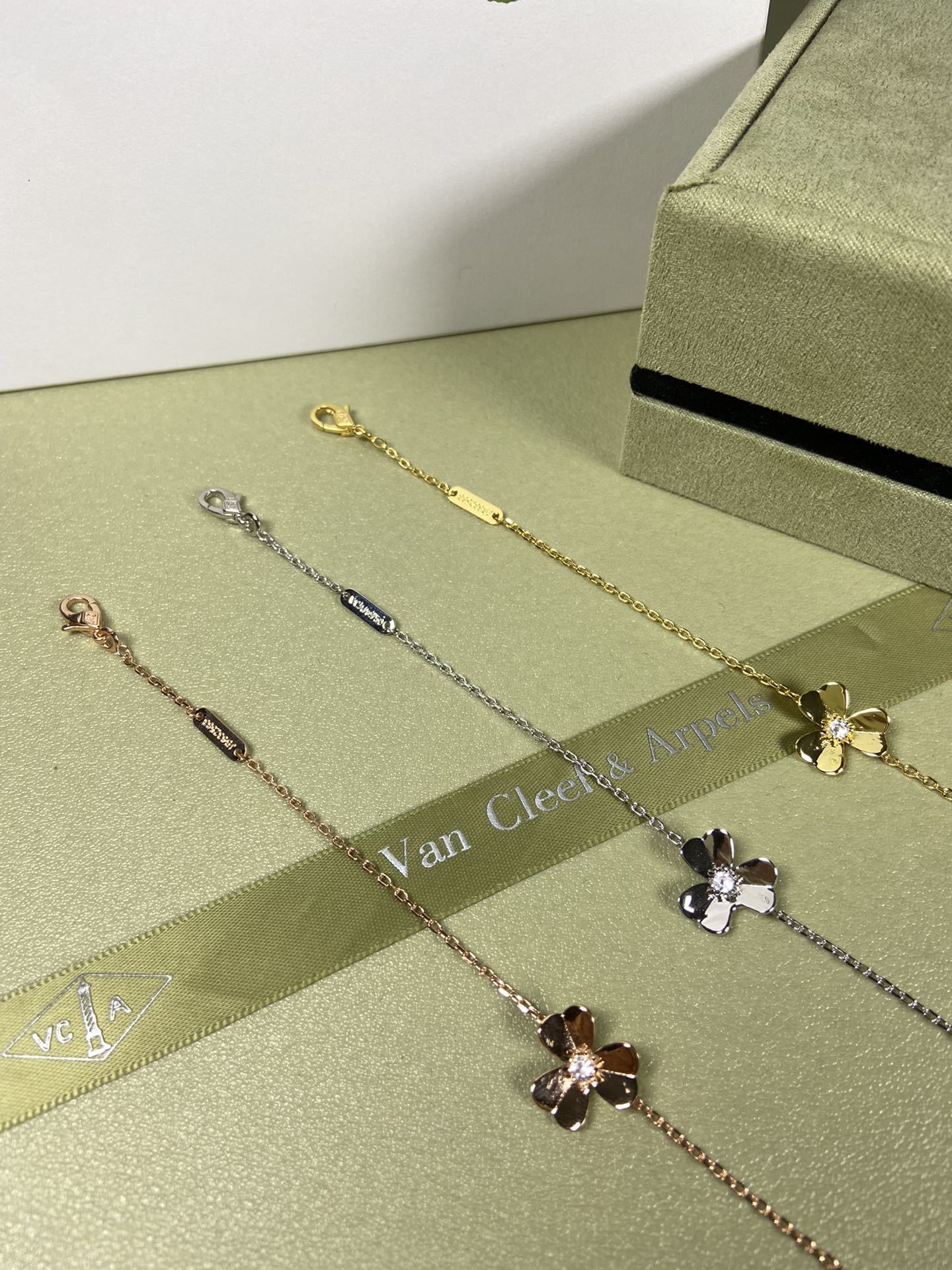 ❤27353-VCA-499 gallery