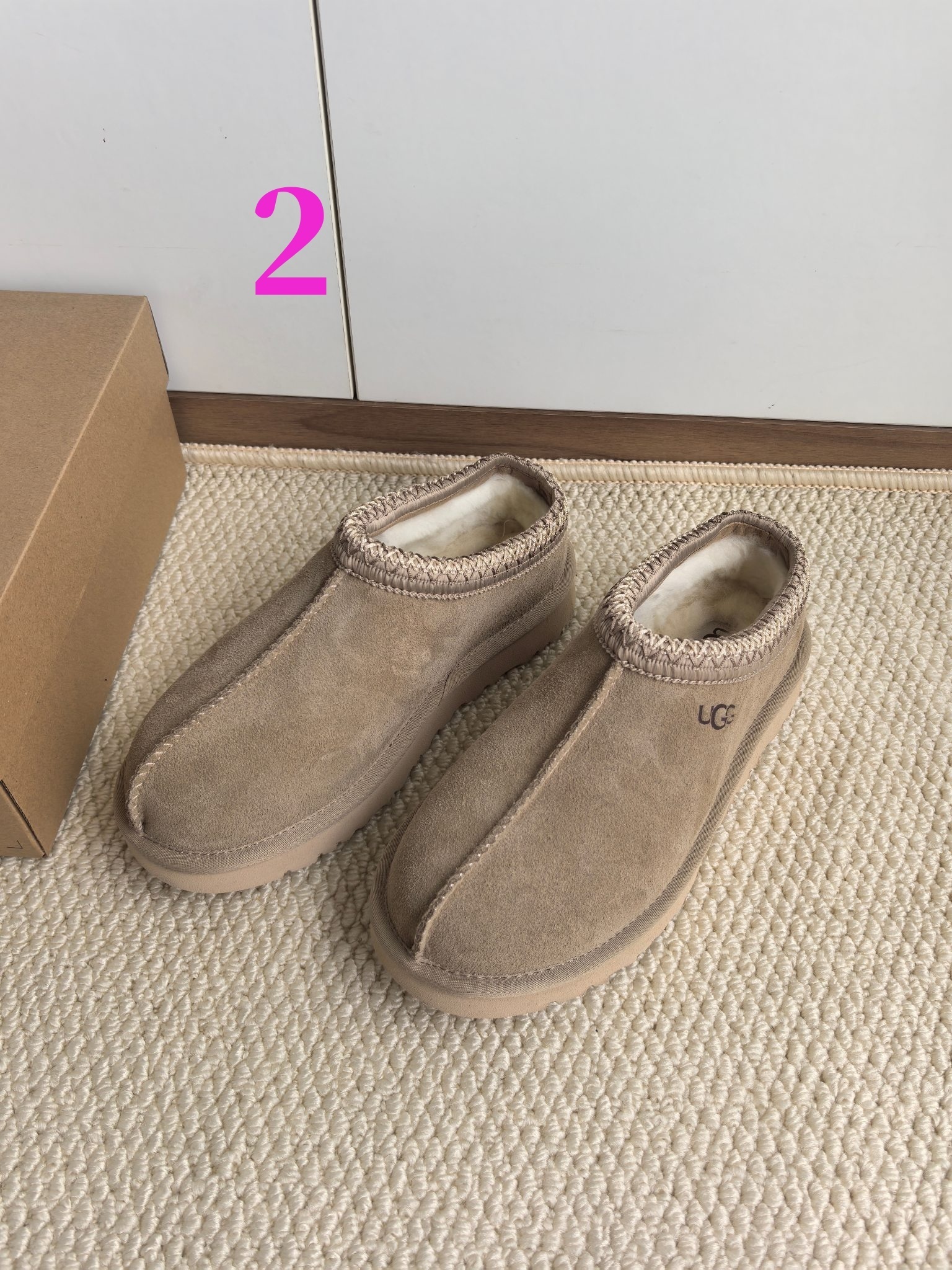 月26609-UGG-499 gallery