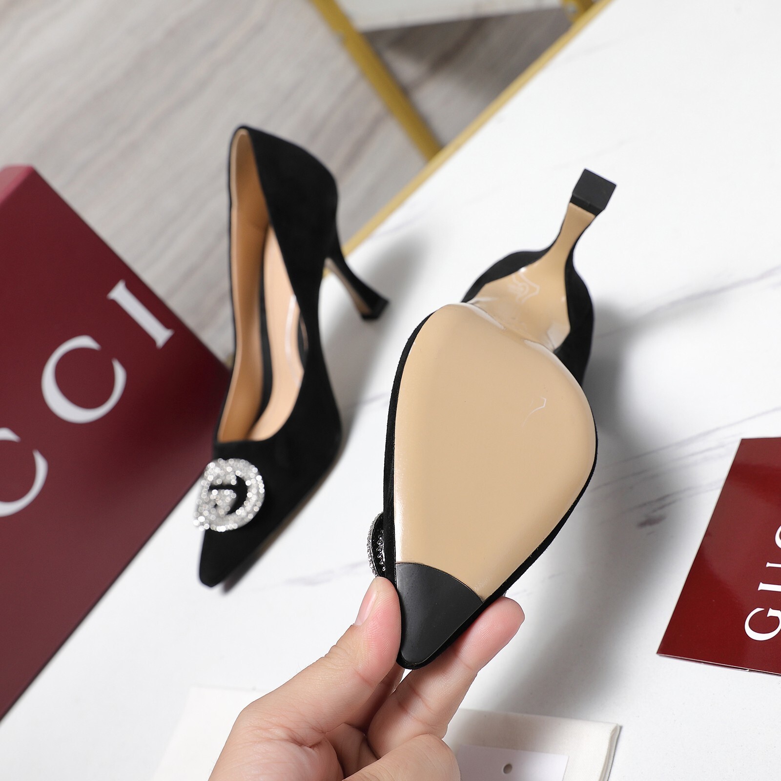 月27091-Gucci-900 gallery