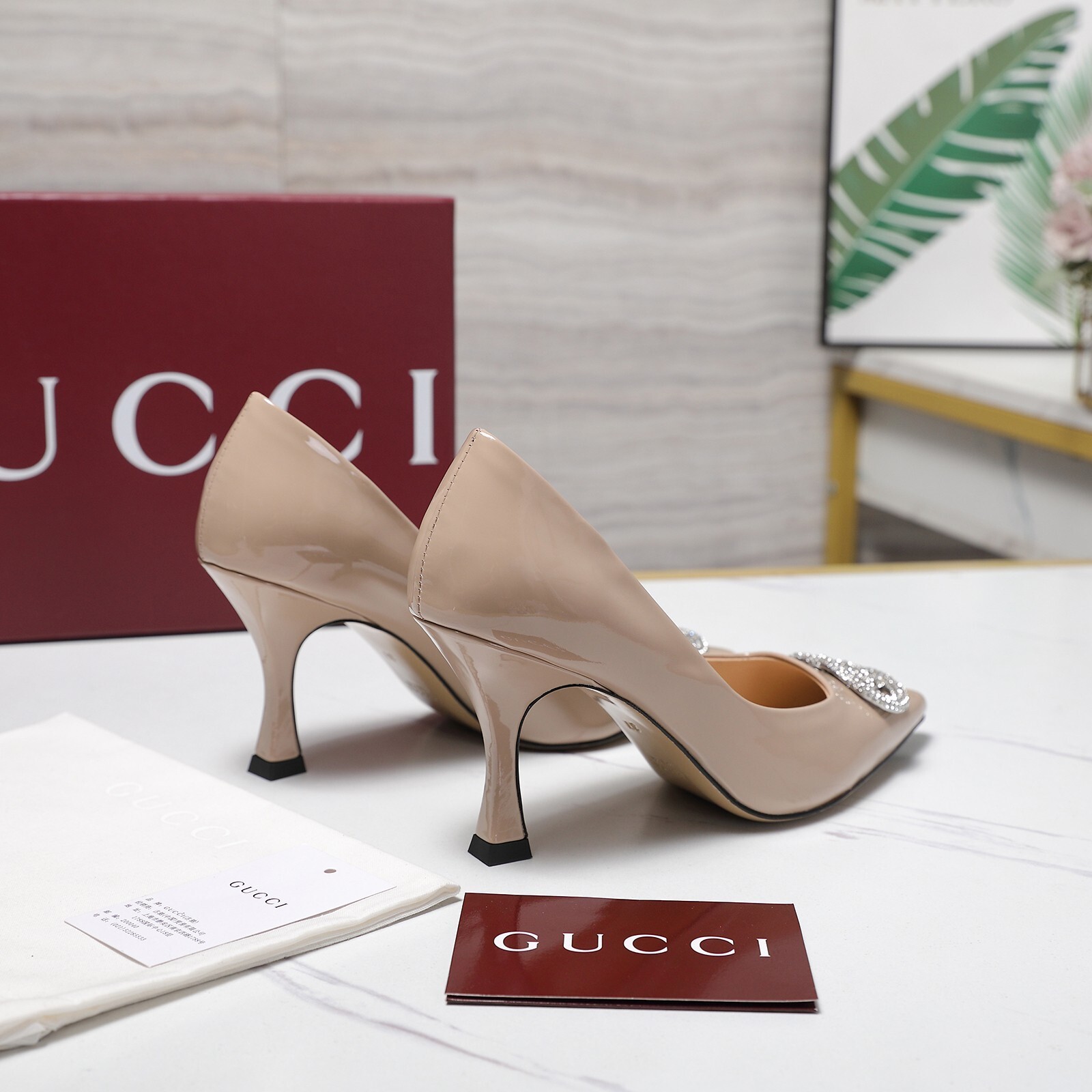 月27091-Gucci-900 gallery