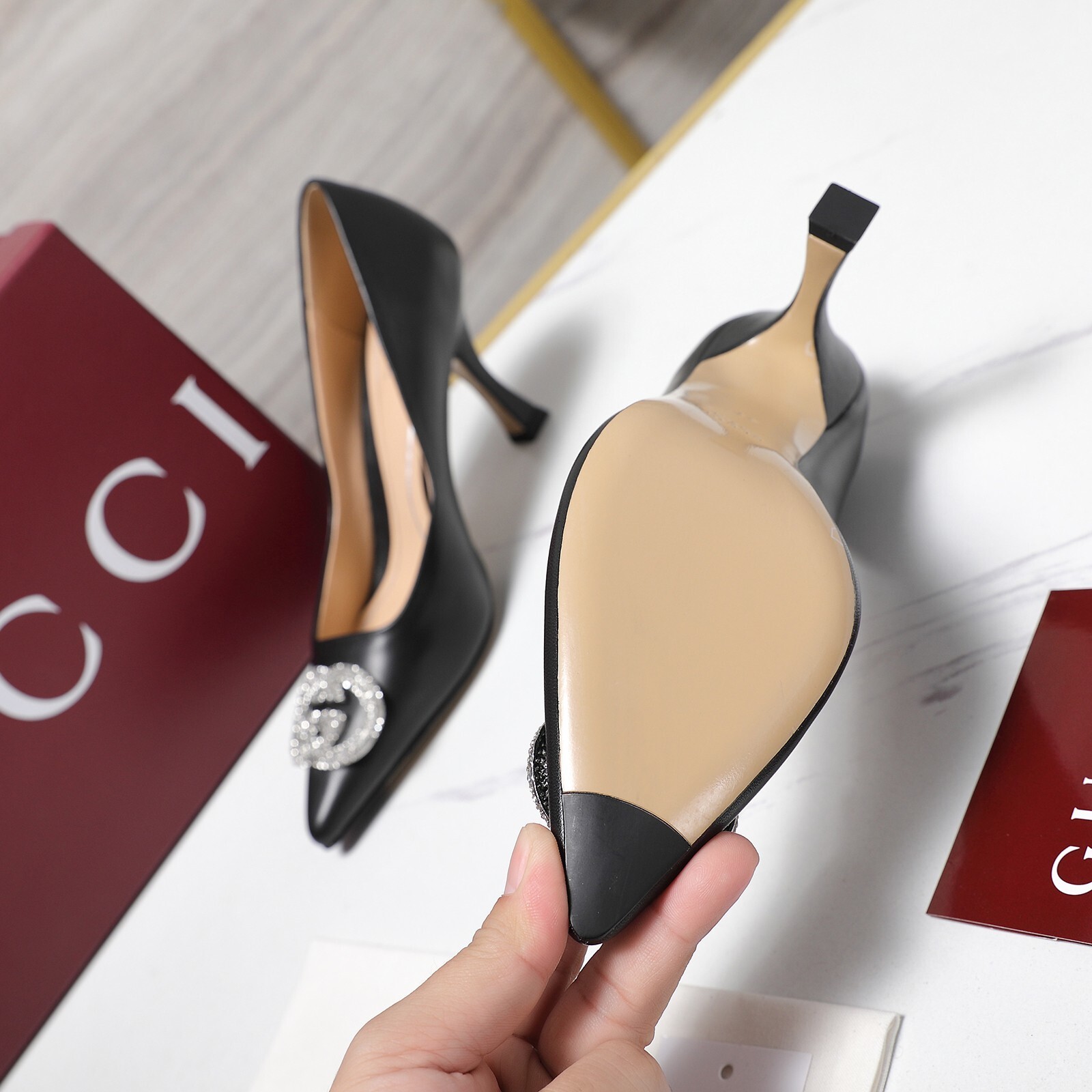 月27091-Gucci-900 gallery