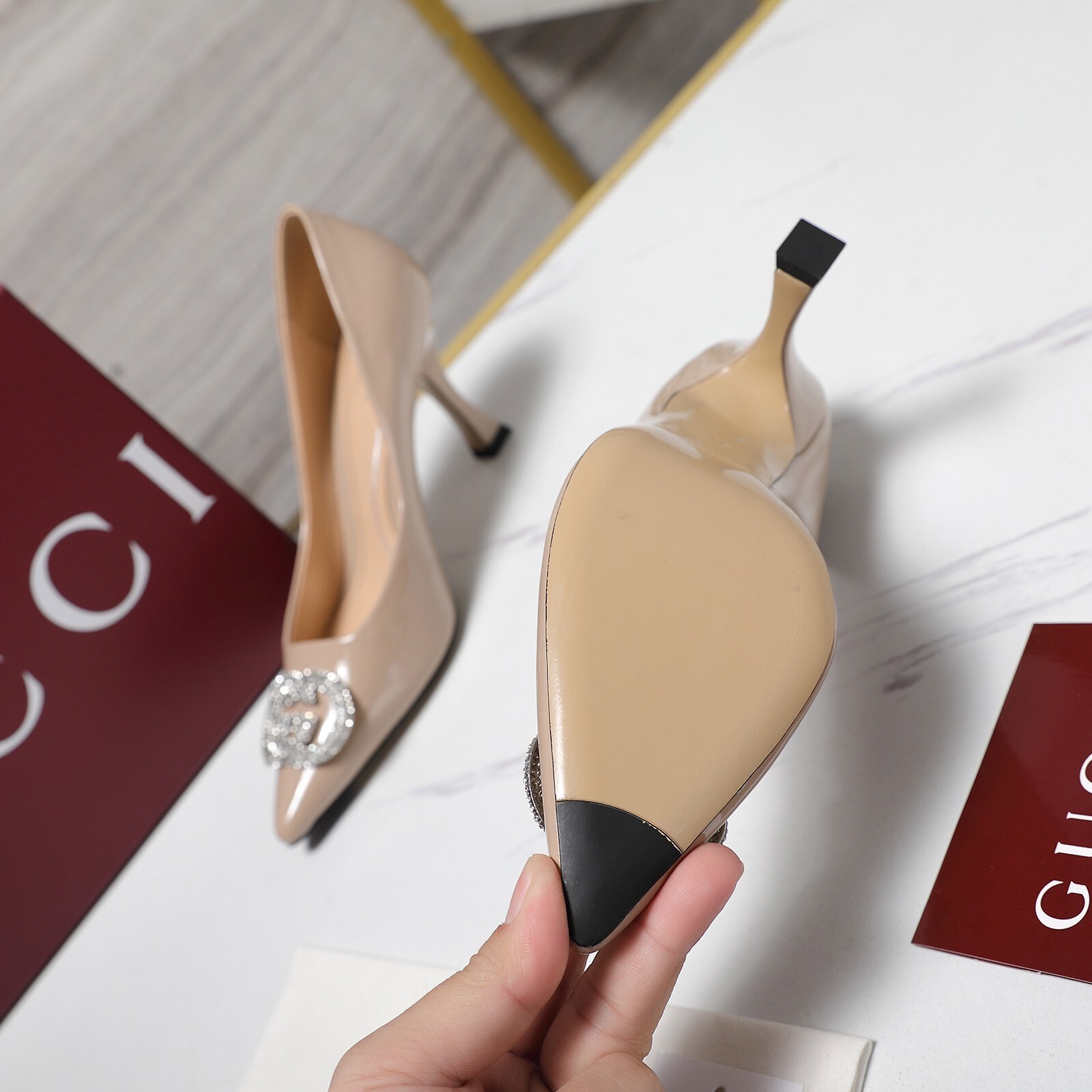 月27091-Gucci-900 gallery