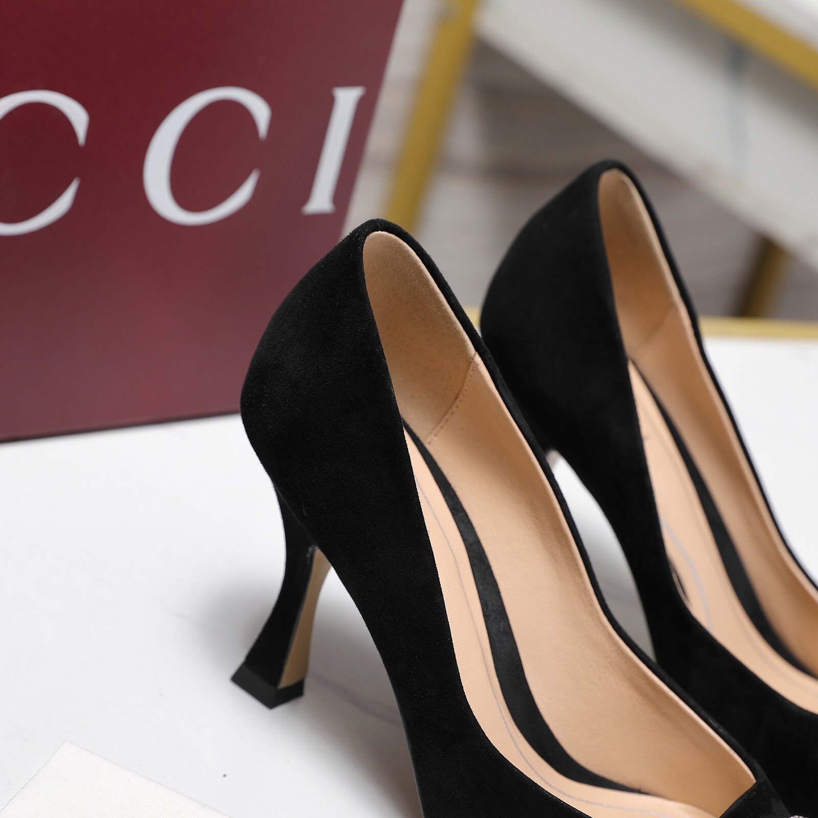 月27091-Gucci-900 gallery