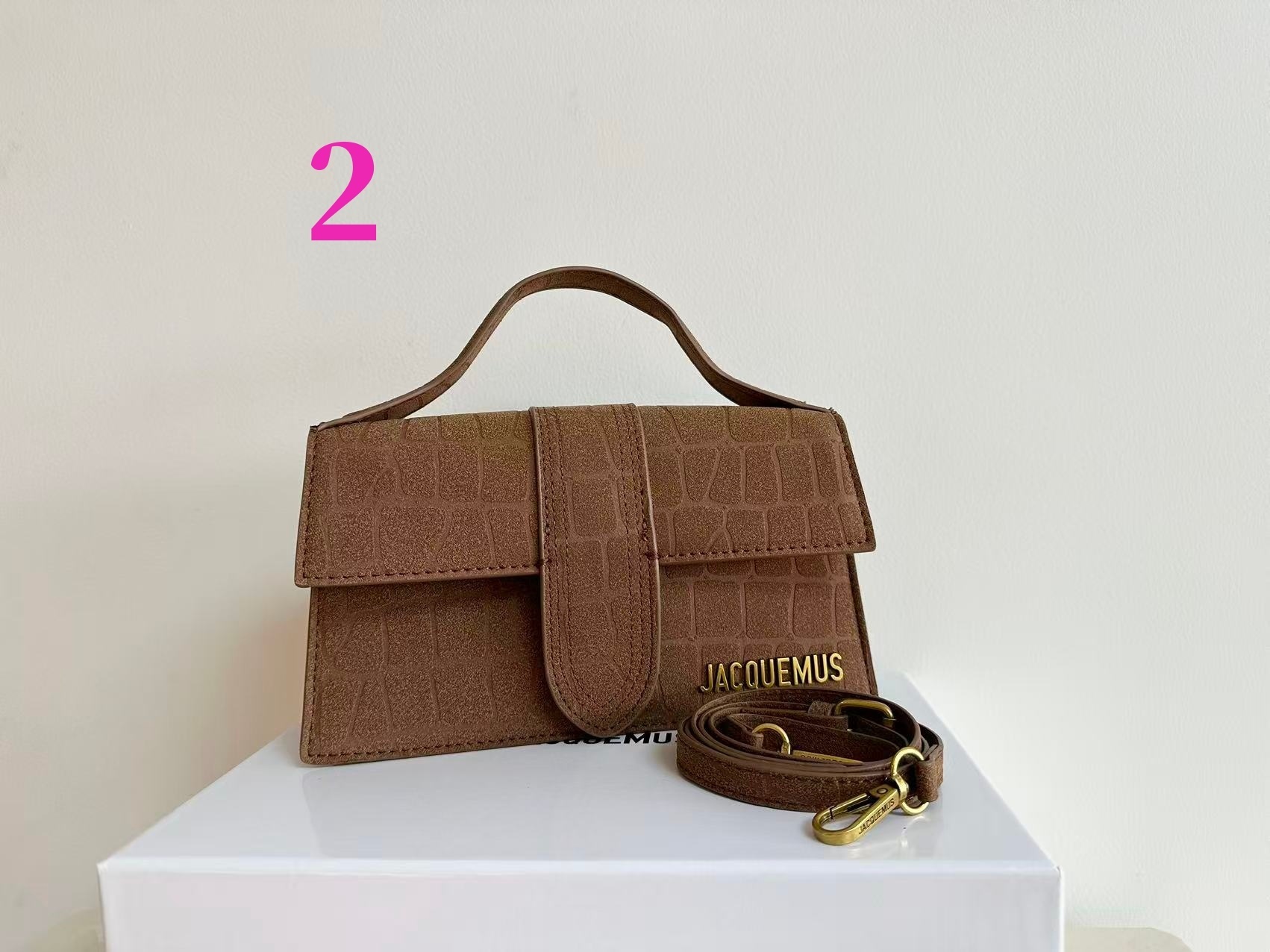 月27096-Jacquemus-395 gallery