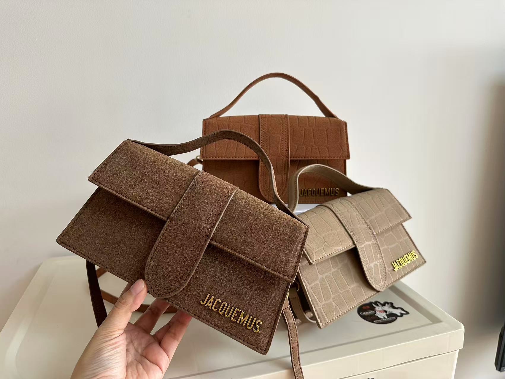 月27096-Jacquemus-395 gallery