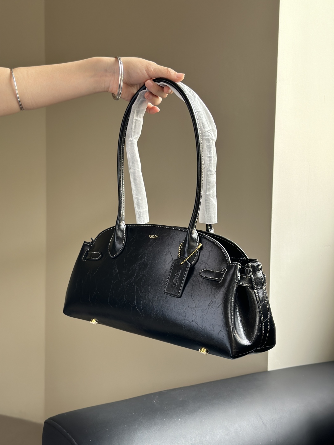 26130-COACH-699 gallery