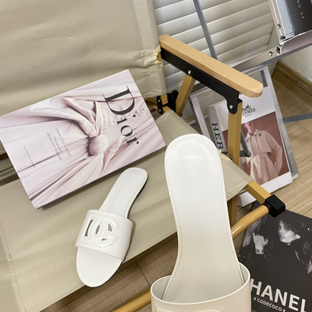 26481-D&G-552 gallery