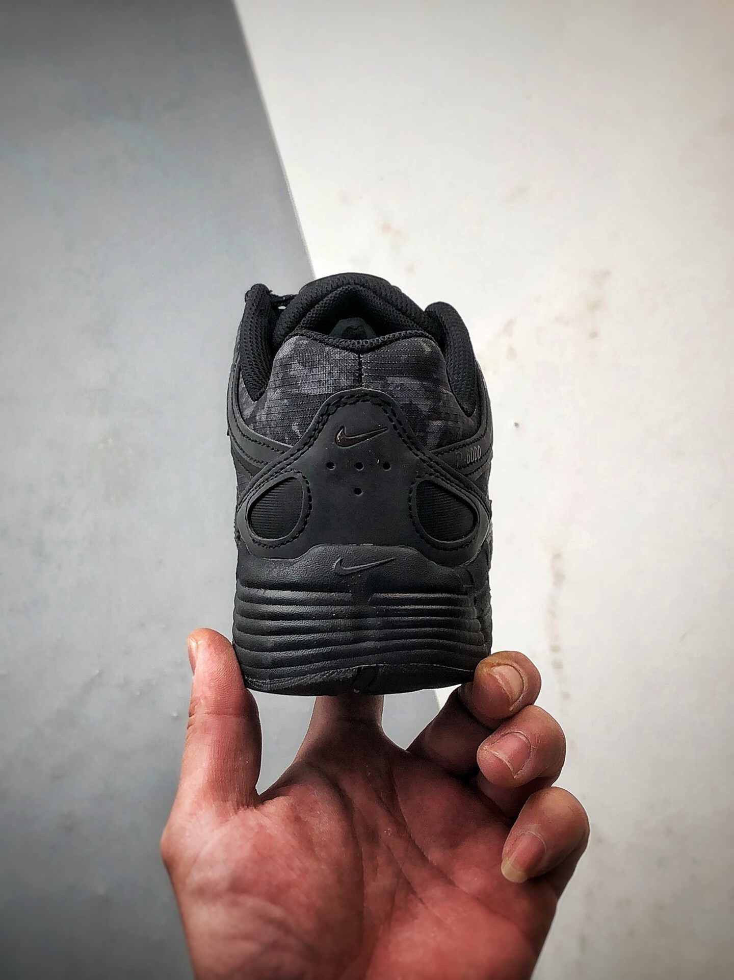 26633-NIKE-483 gallery