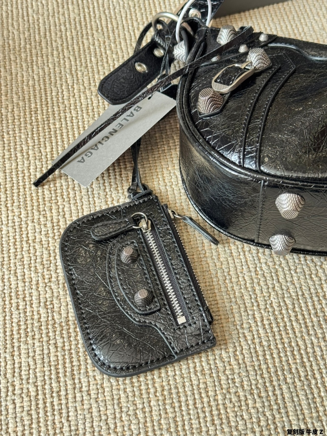 26636-Balenciaga-685 gallery