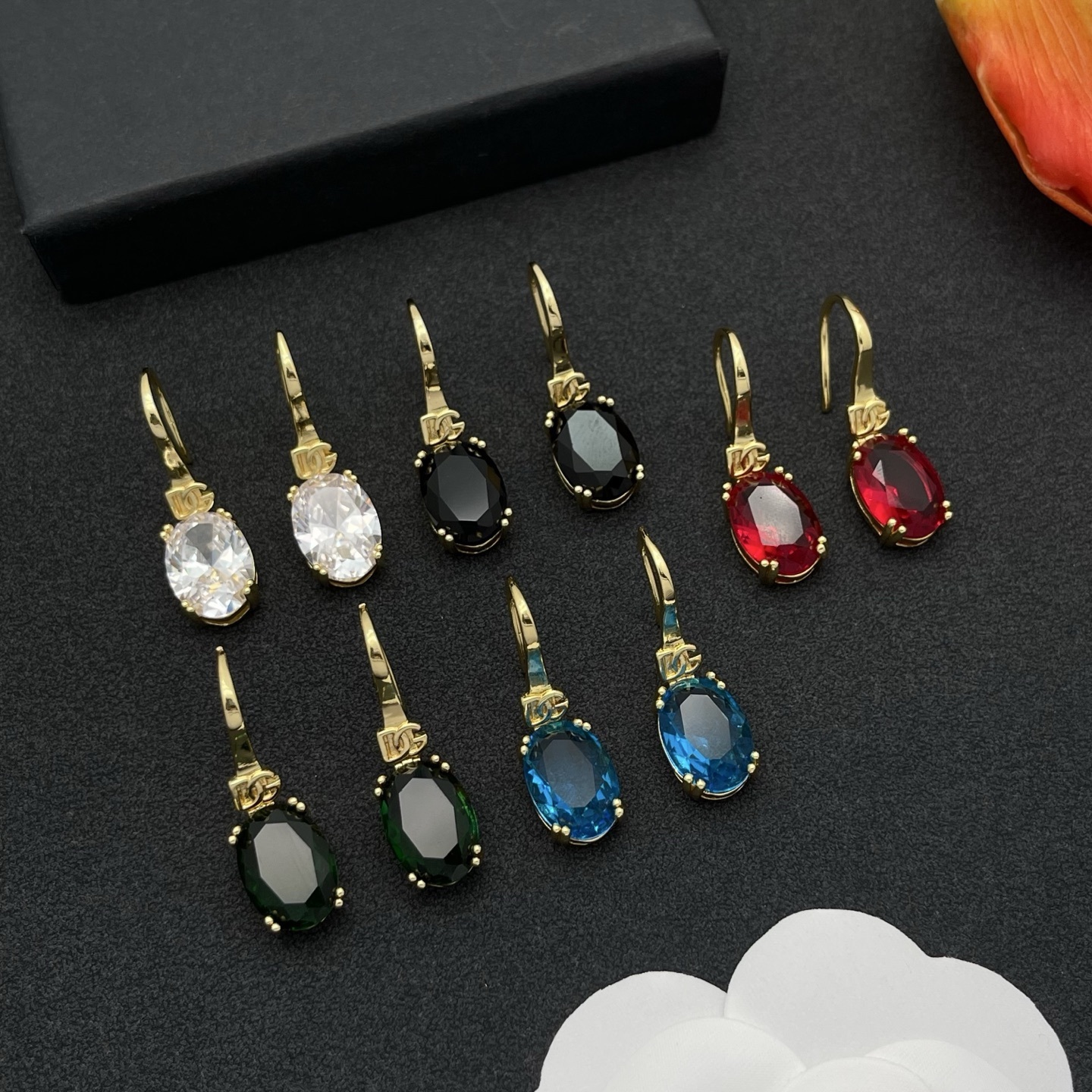 26739-D&G-215 gallery