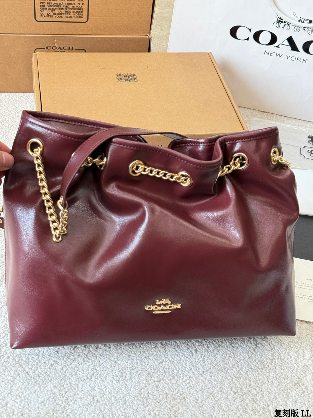 26932-COACH-460 gallery