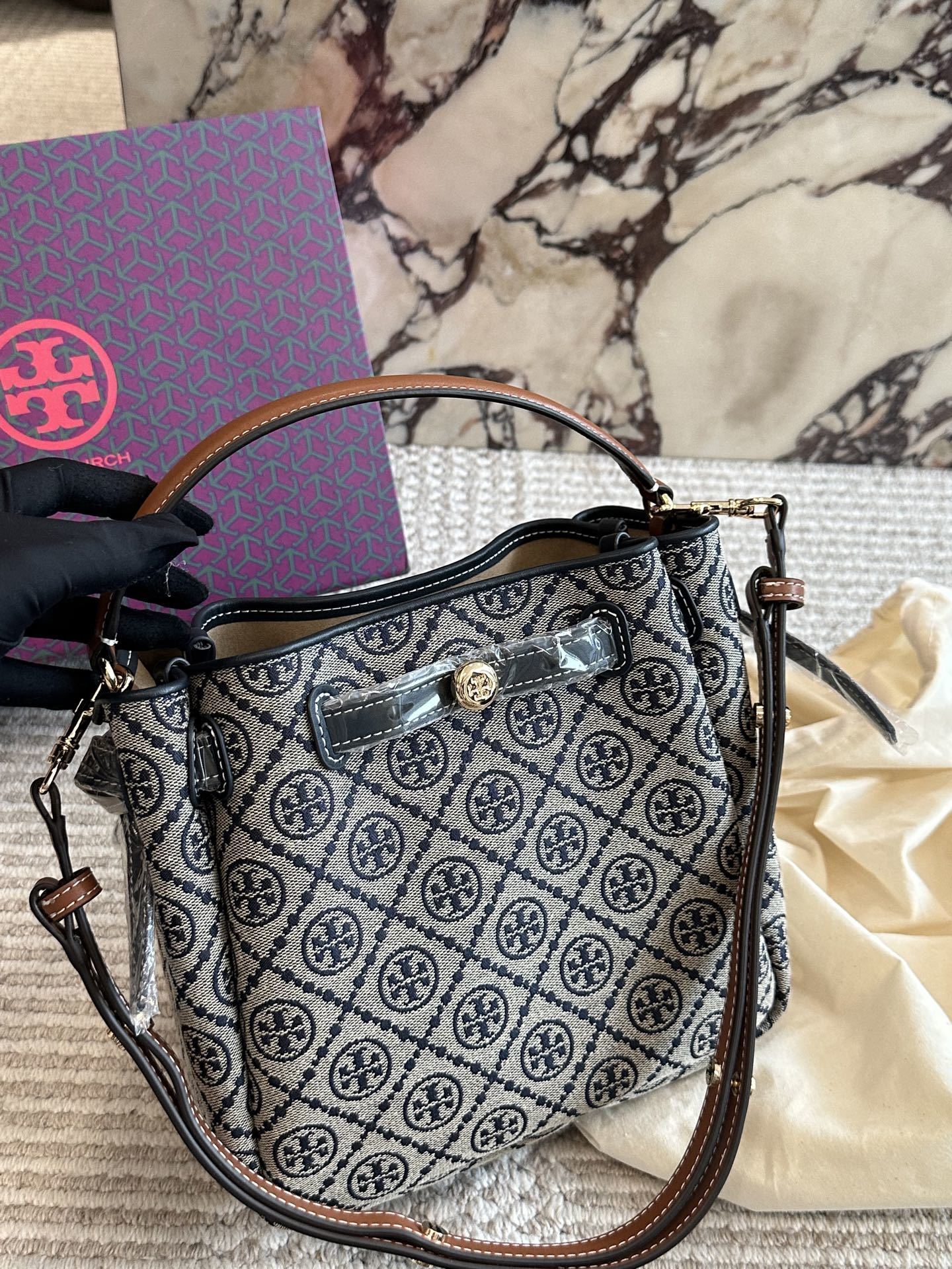 26992-Tory Burch-599 gallery