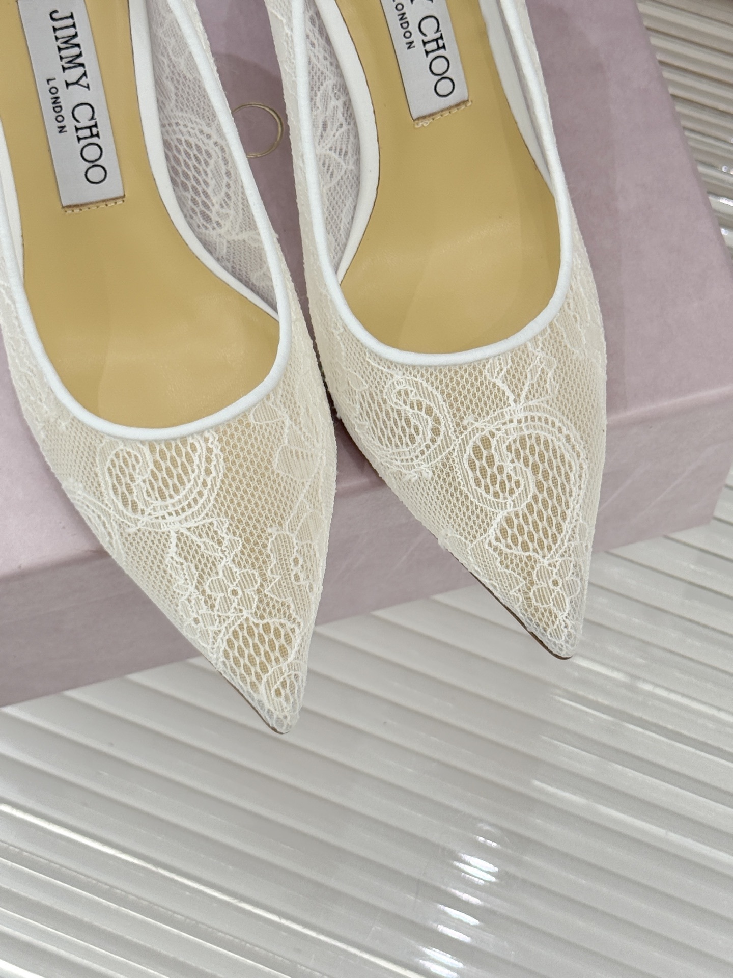 月27040-JIMMY CHOO-850 gallery