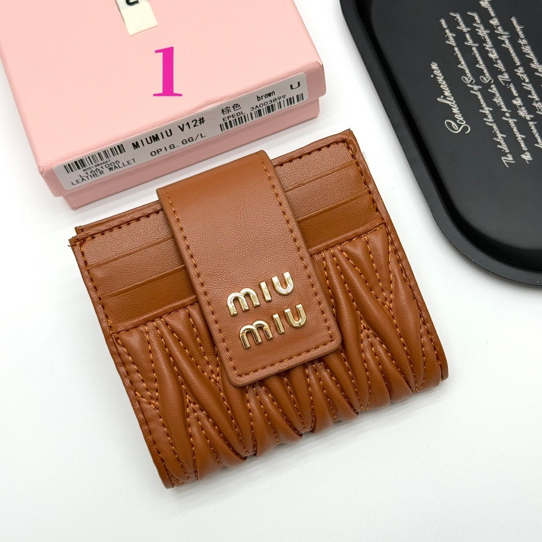 27133-MIUMIU-290 gallery