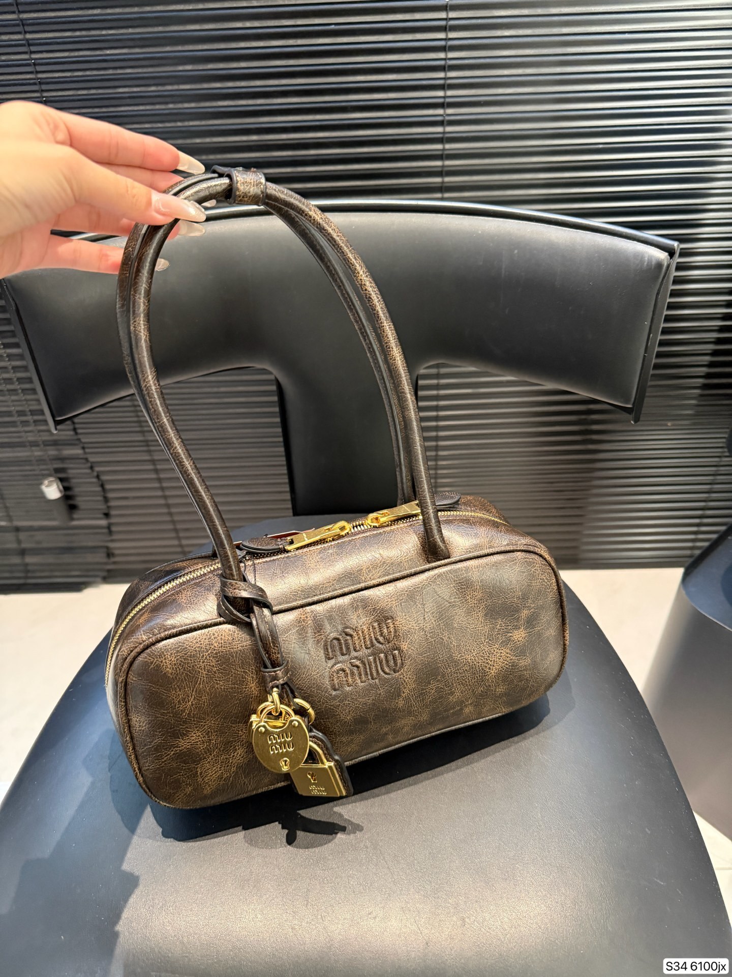 27151-MIUMIU-610 gallery