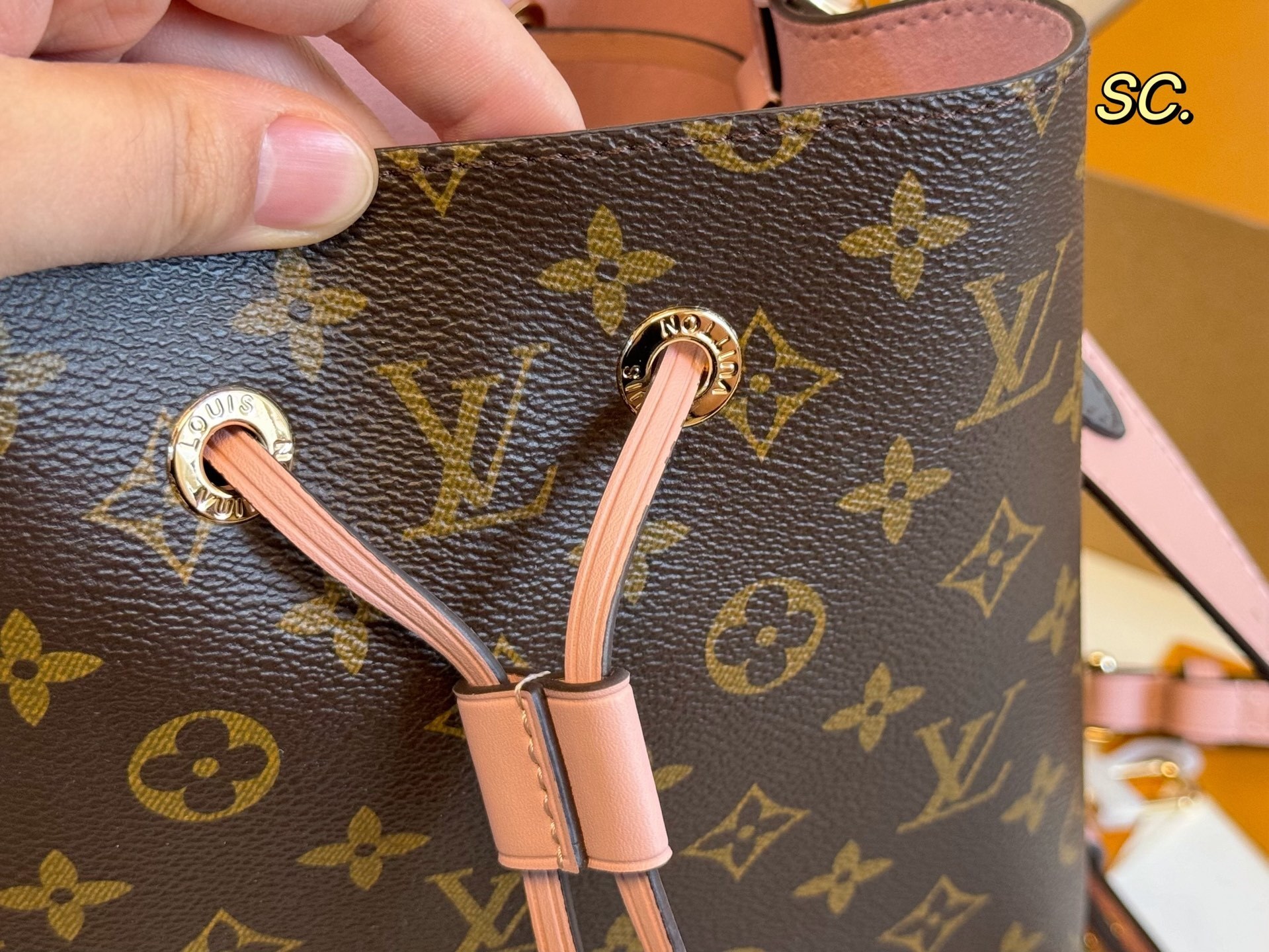 27157-LV-580 gallery