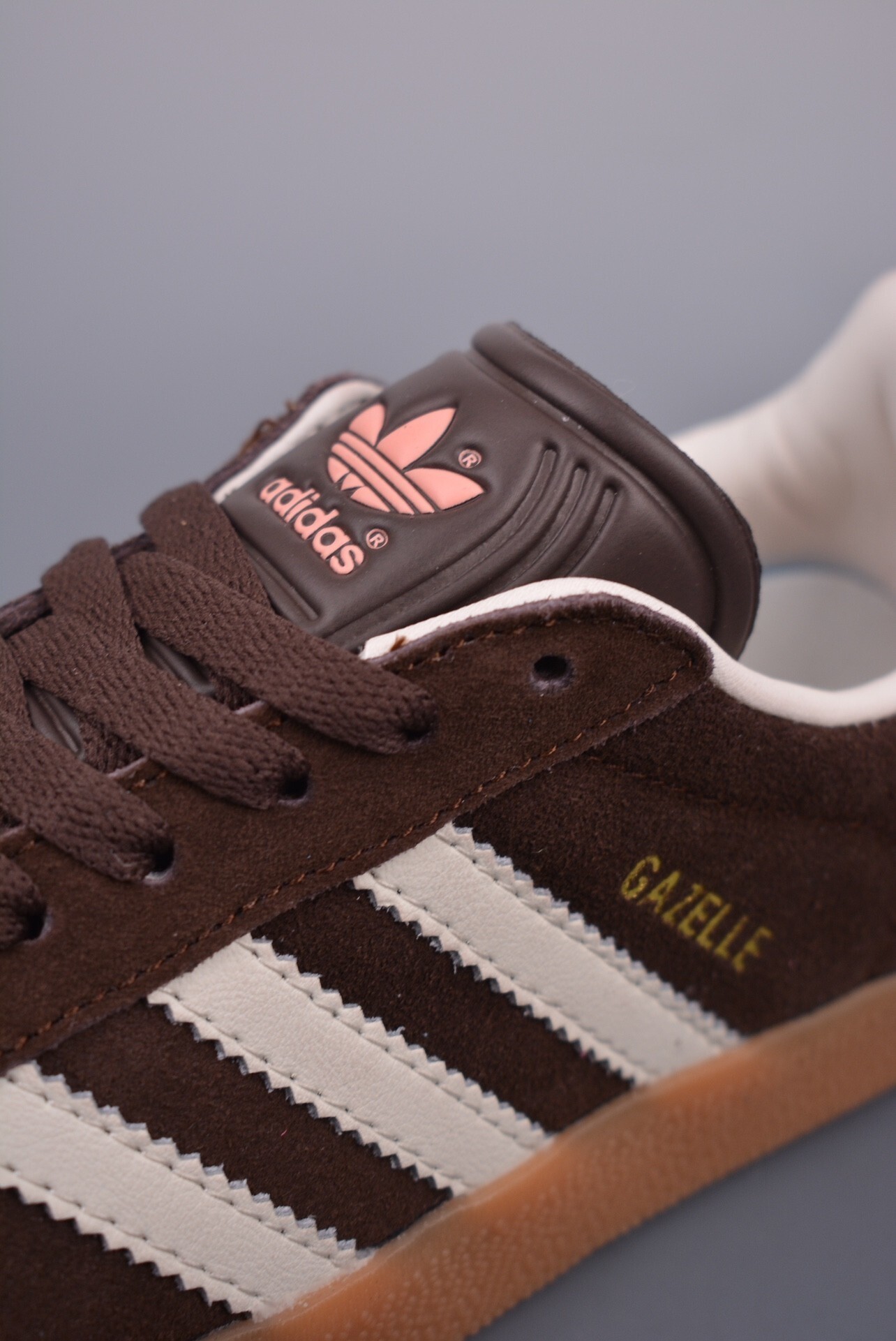 27166-Adidas-460 gallery