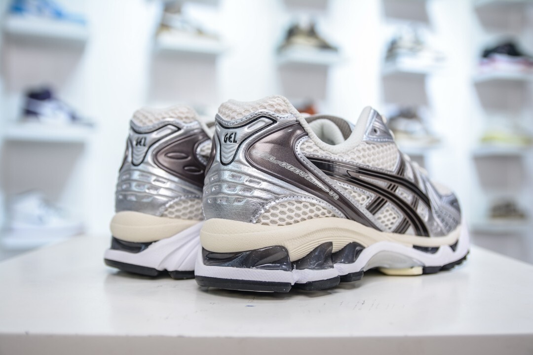 27175-Asics-488 gallery