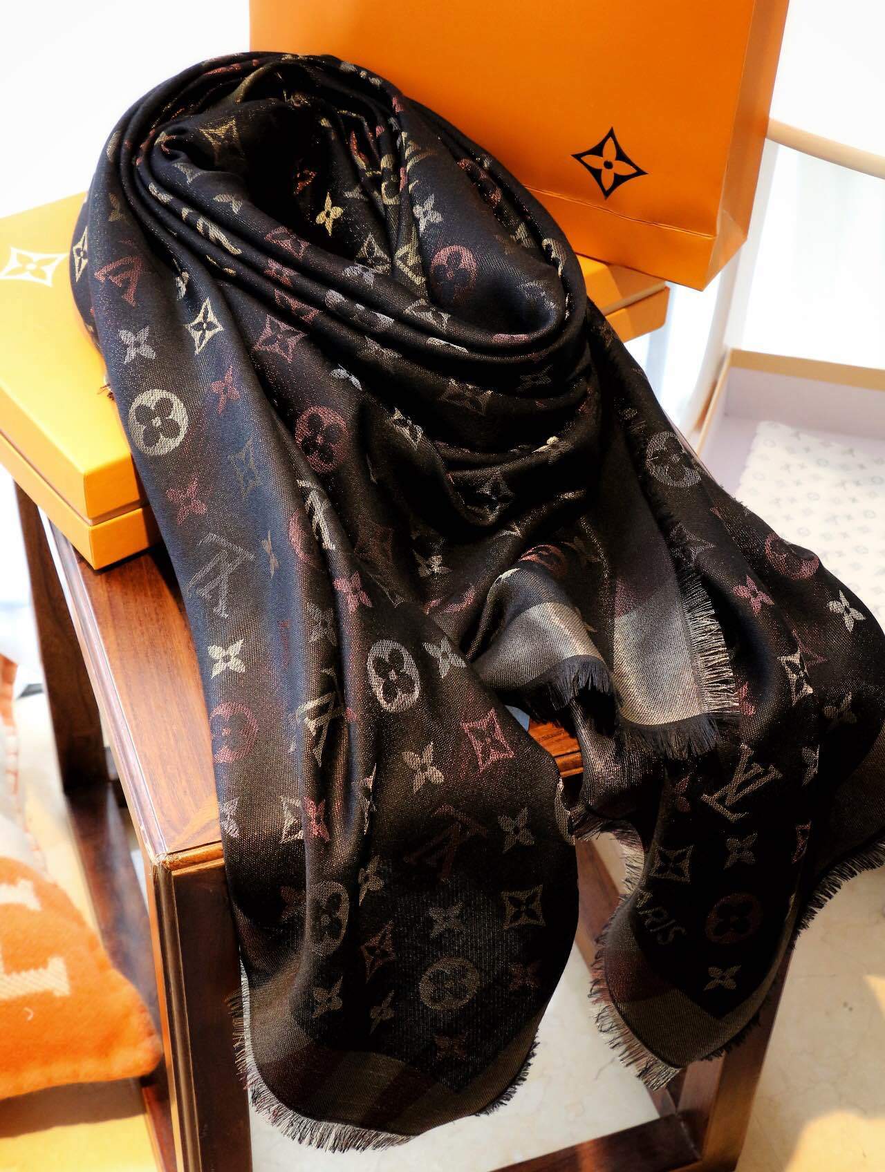 27176-LV-235 gallery