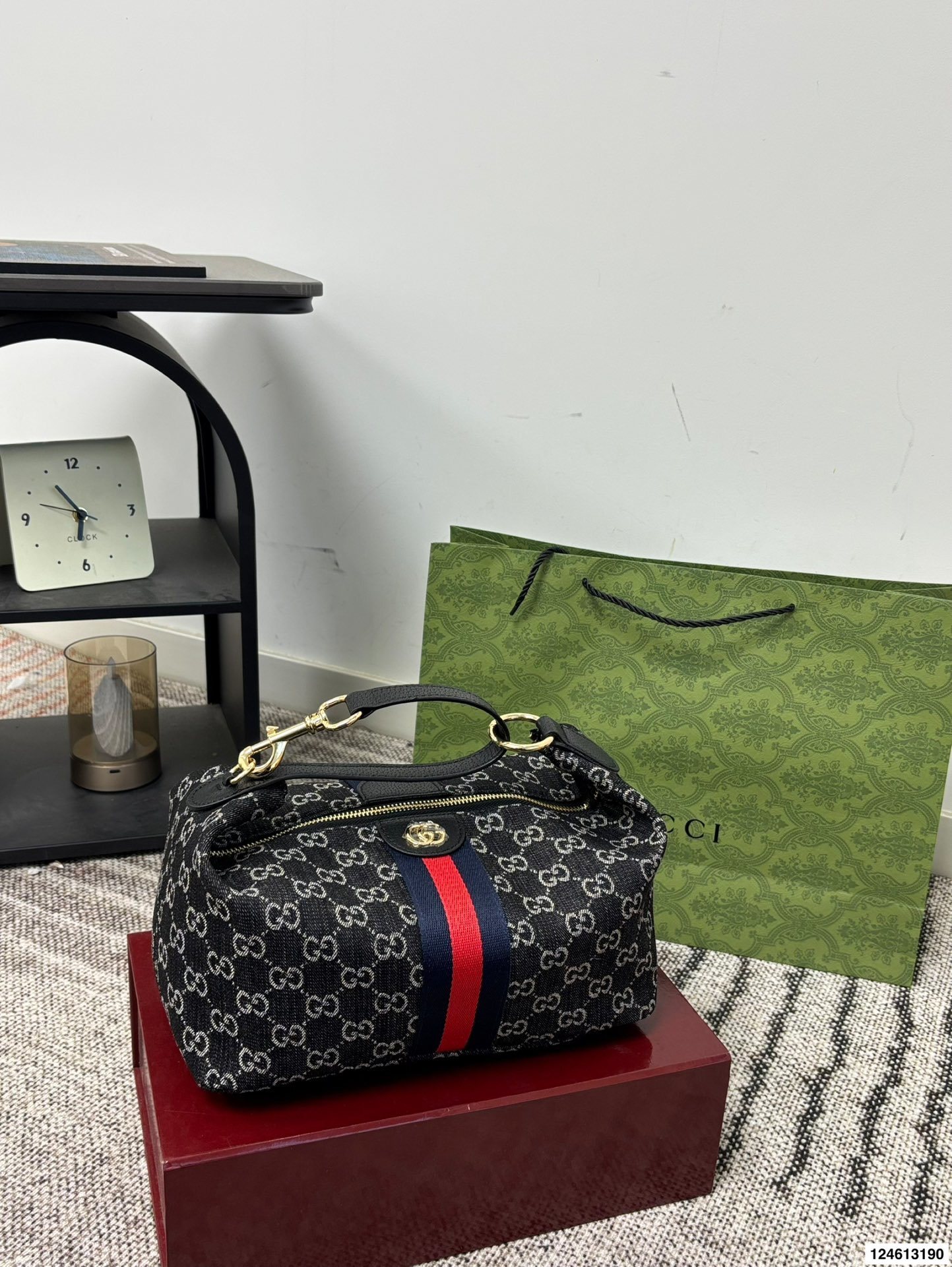 27186-Gucci-399 gallery