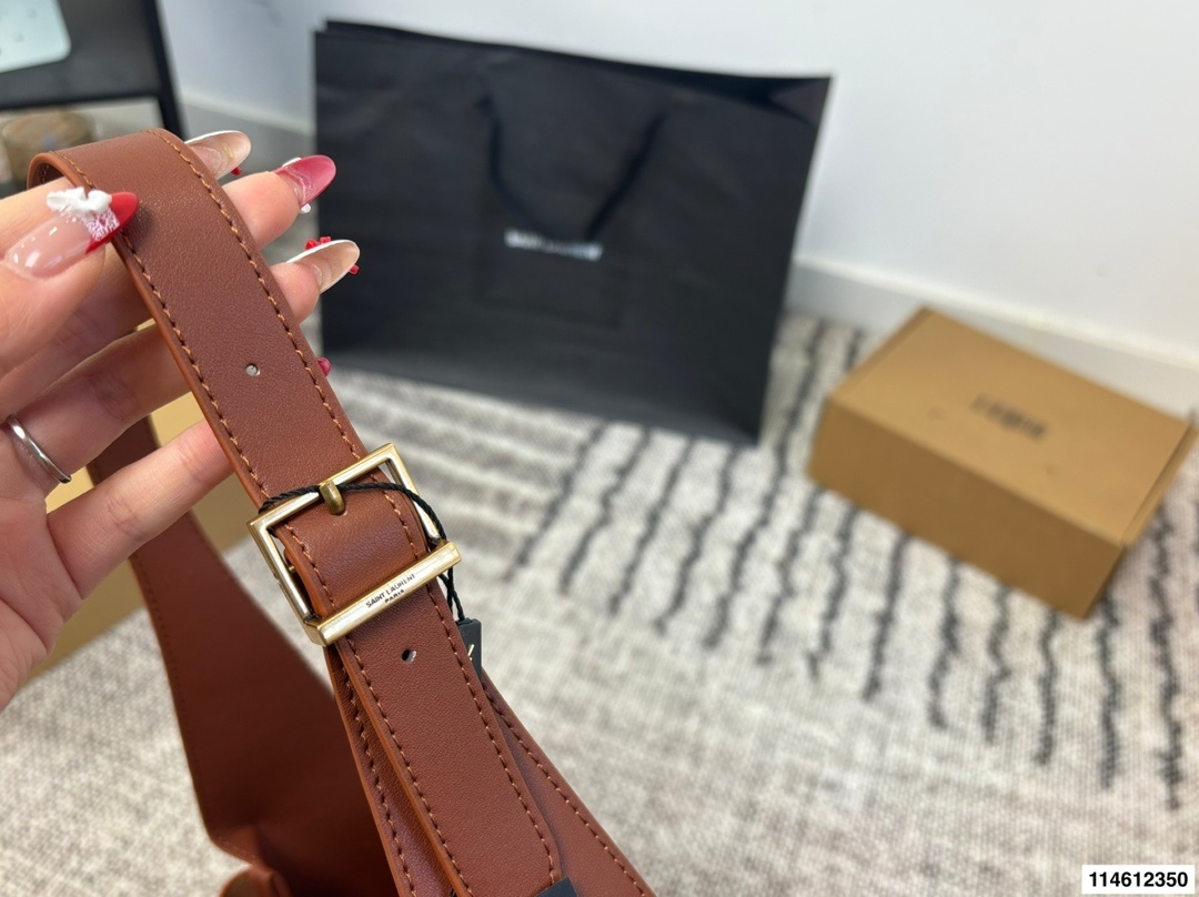 27190-YSL-448 gallery