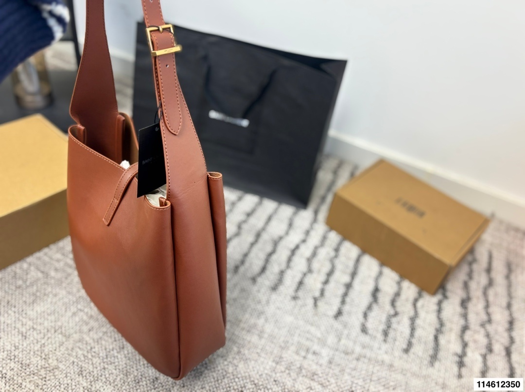 27190-YSL-448 gallery