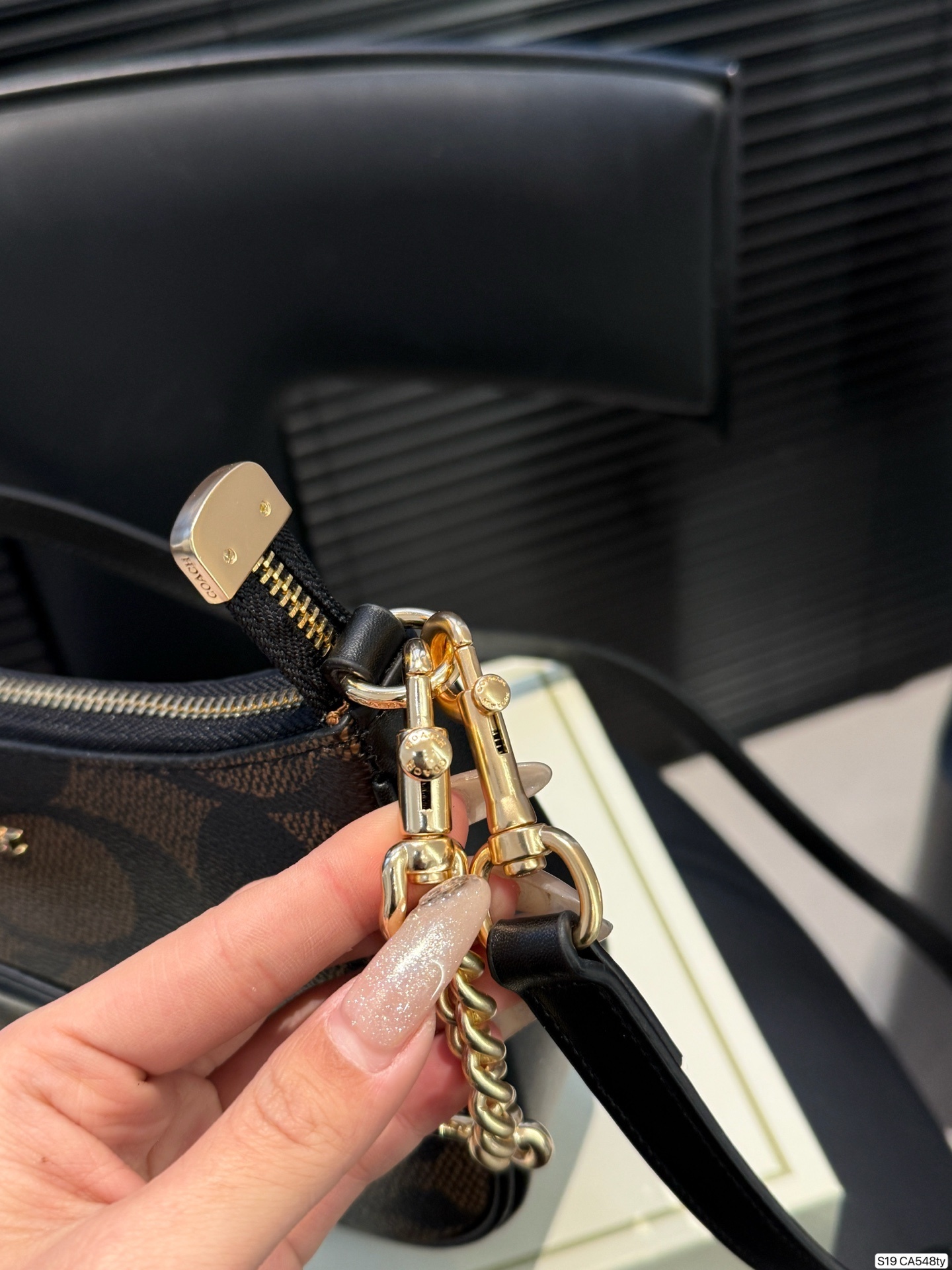 27198-COACH-438 gallery