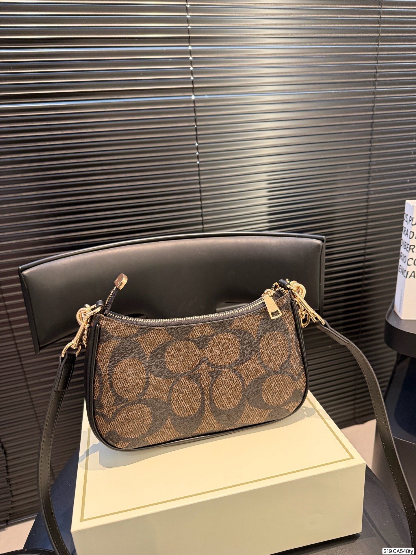 27198-COACH-438 gallery