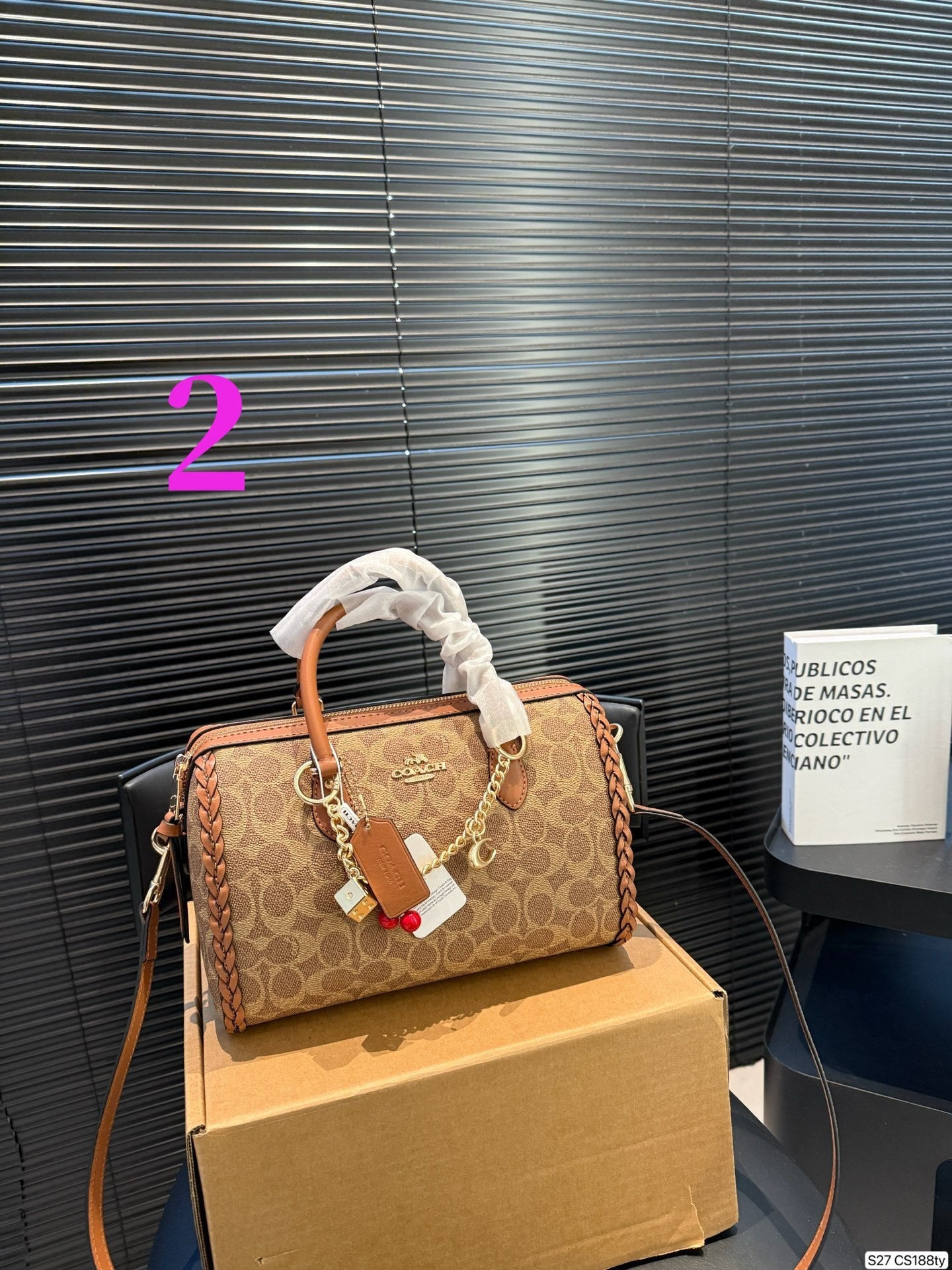 27199-COACH-530 gallery