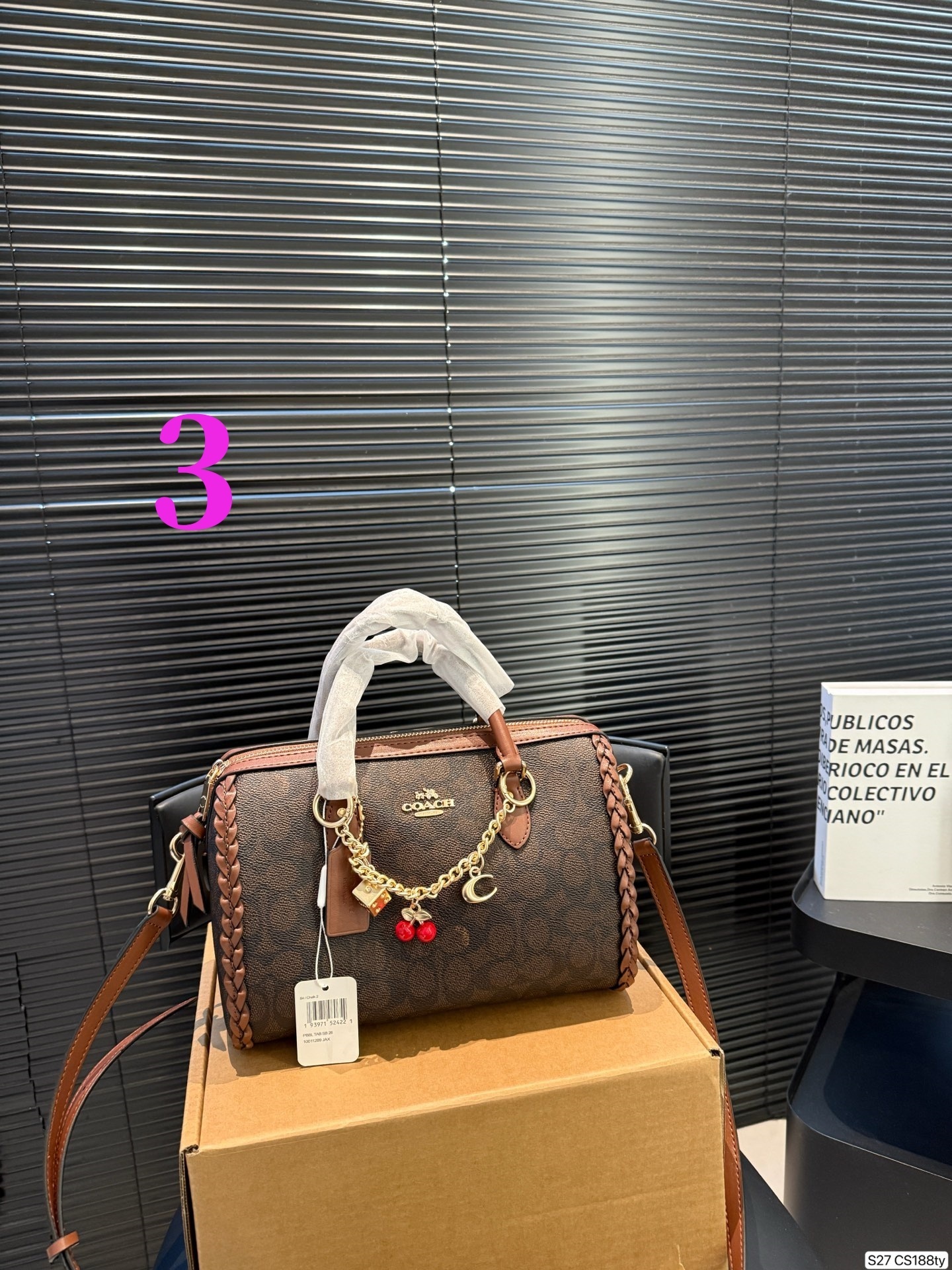 27199-COACH-530 gallery